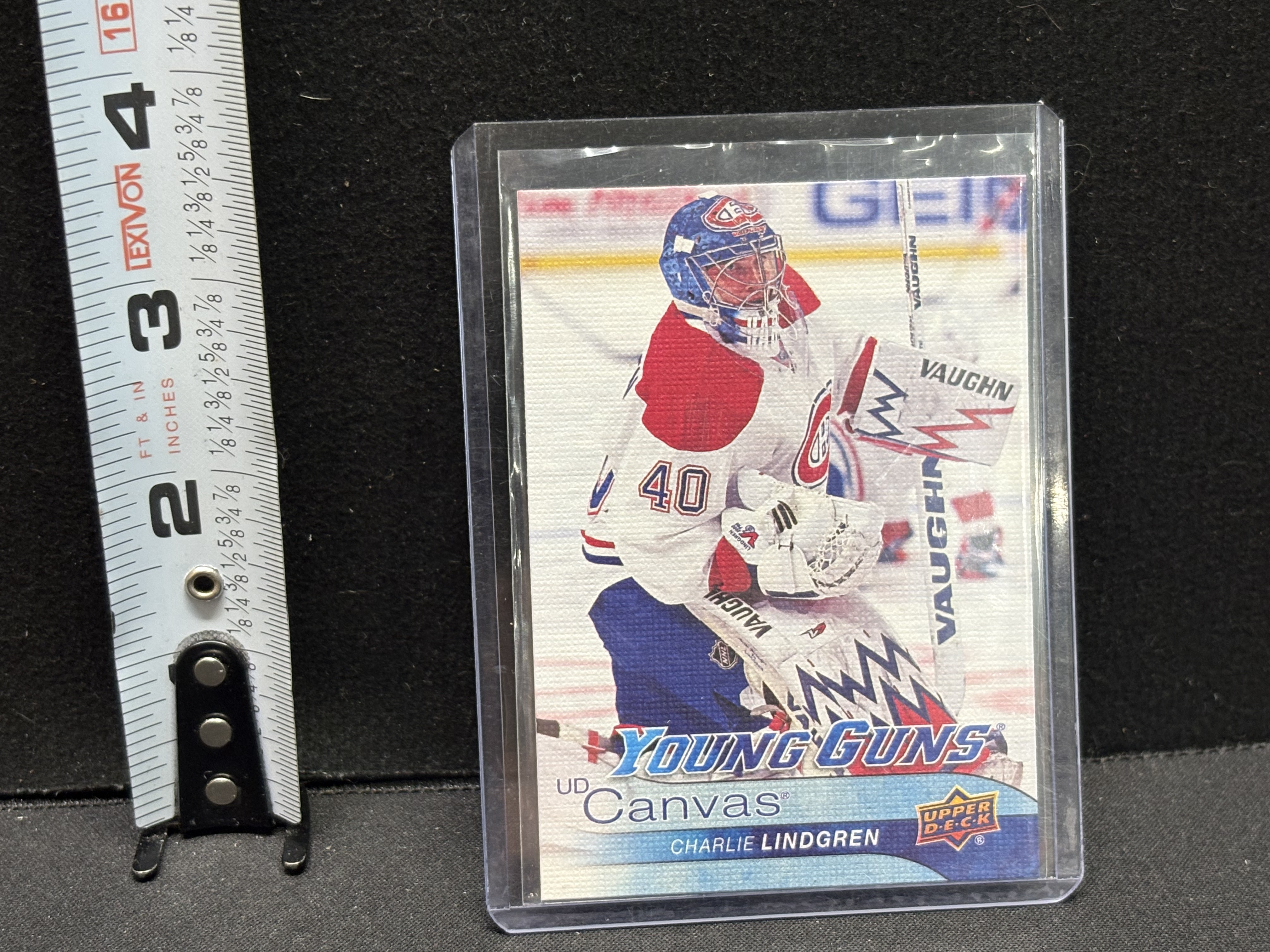 LOT 2026-119 — Carte de hockey Upper Deck – Young Guns UD Canvas de Charlie Lindgren, gardien… — photo 1