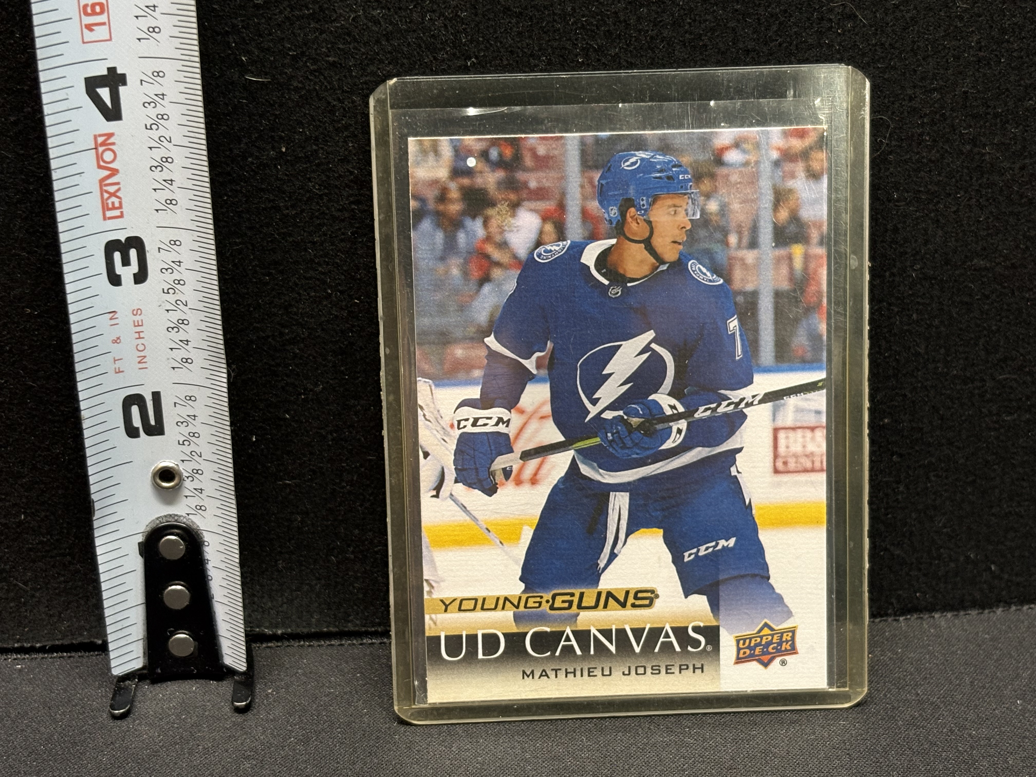 LOT 2026-126 — Carte de hockey Upper Deck – Young Guns UD Canvas de Mathieu Joseph, avec le… — photo 1