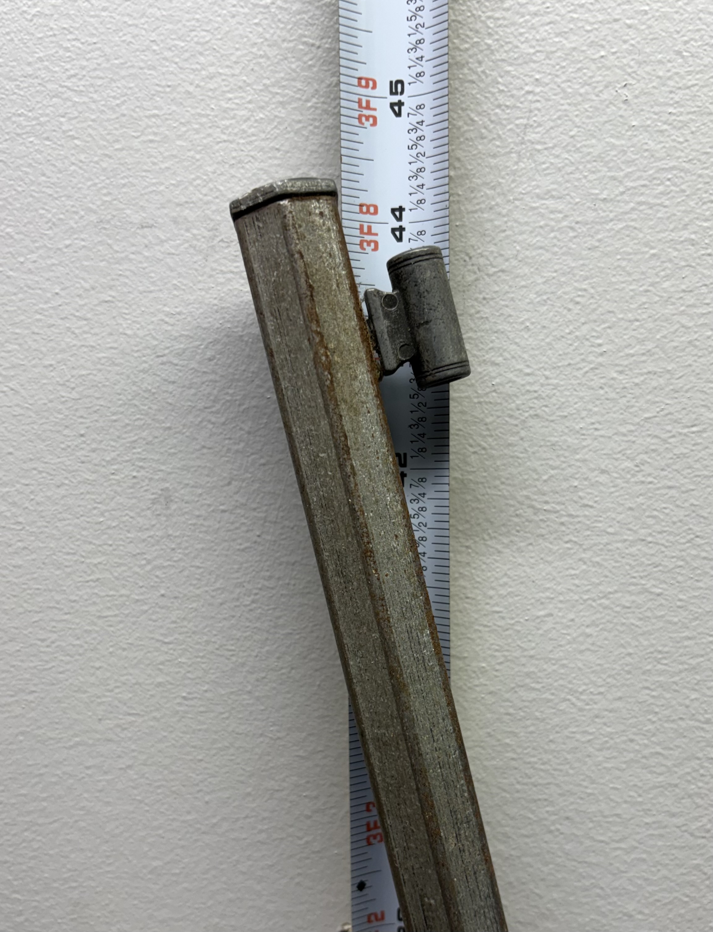 LOT 2026-144 — Réplique décorative d’une arme ancienne de style fusil du XIXe siècle, avec… — photo 9