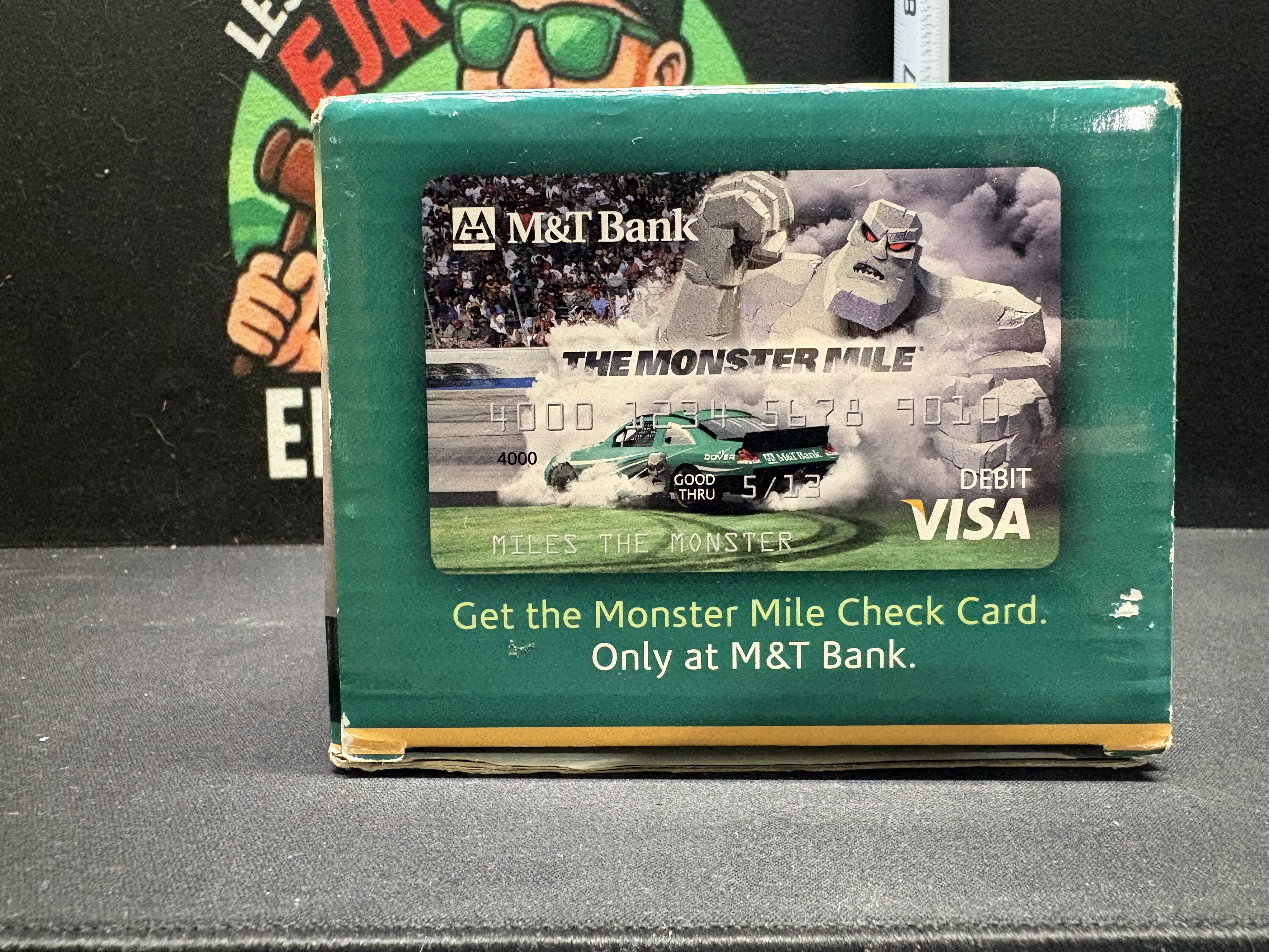 LOT 2026-178 — Voiture de collection NASCAR – The Monster Mile – M&T Bank — photo 5