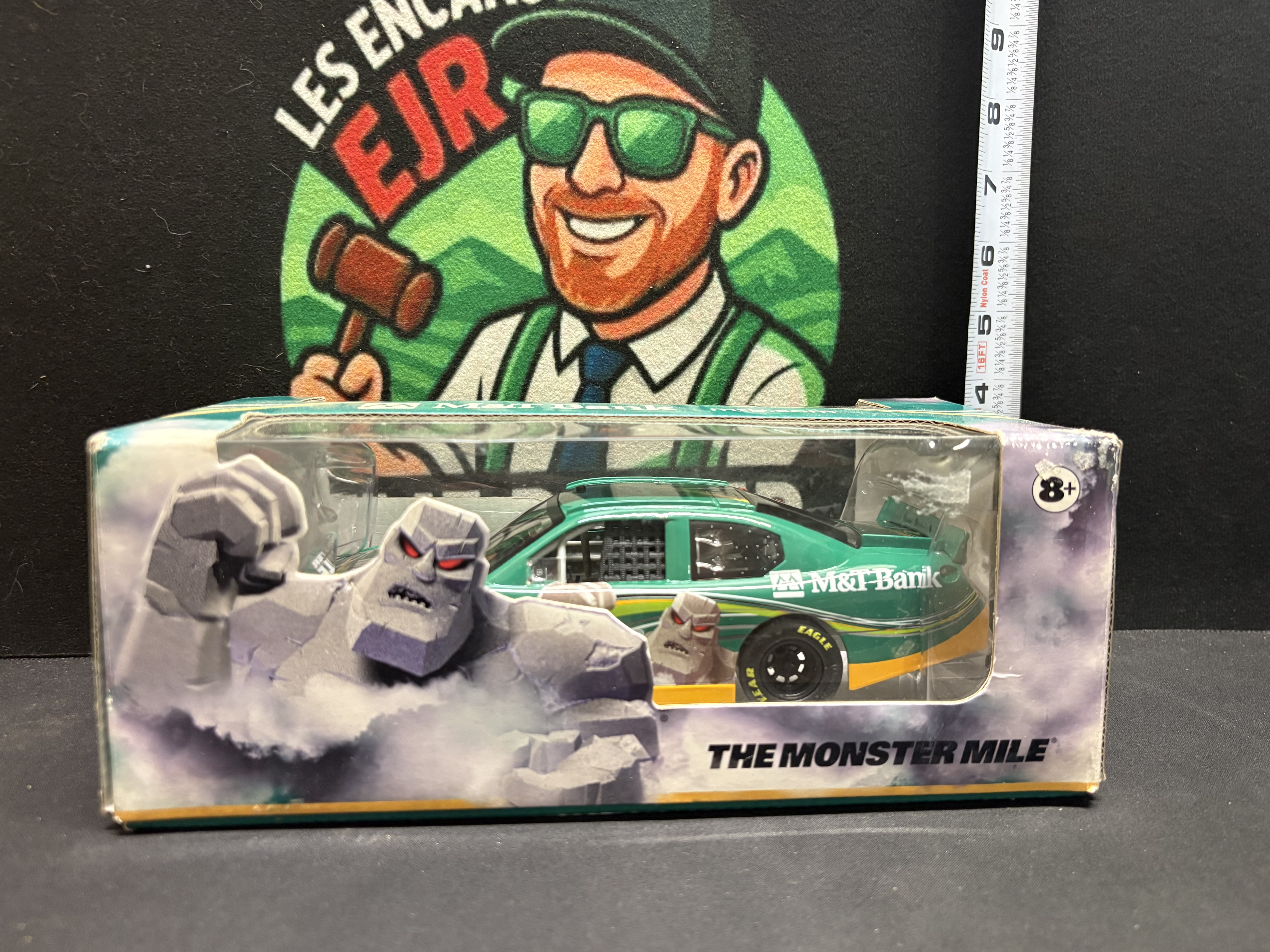 LOT 2026-178 — Voiture de collection NASCAR – The Monster Mile – M&T Bank — photo 1