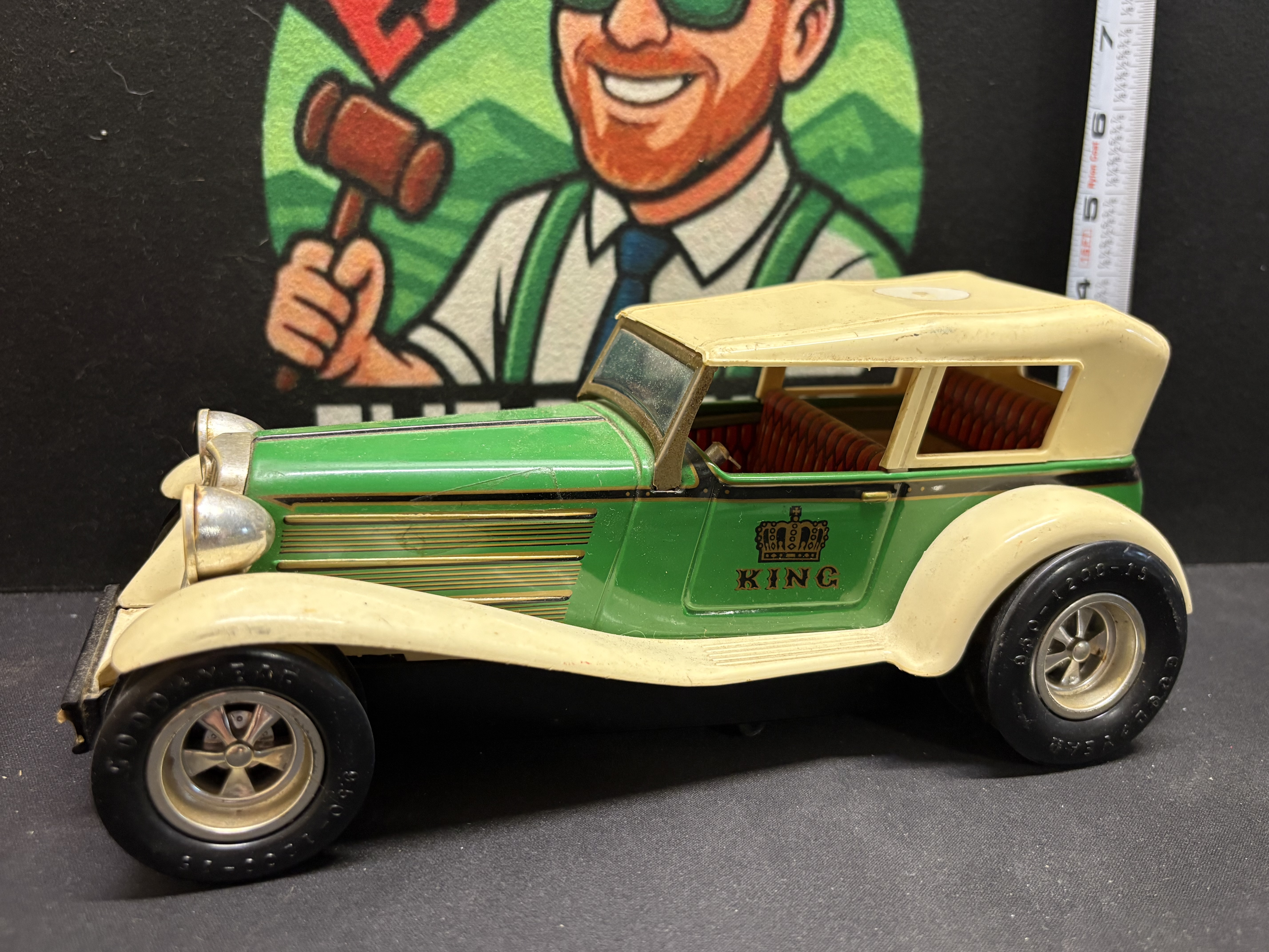 LOT 2026-180 — Voiture ancienne miniature / jouet vintage « KING » — photo 2