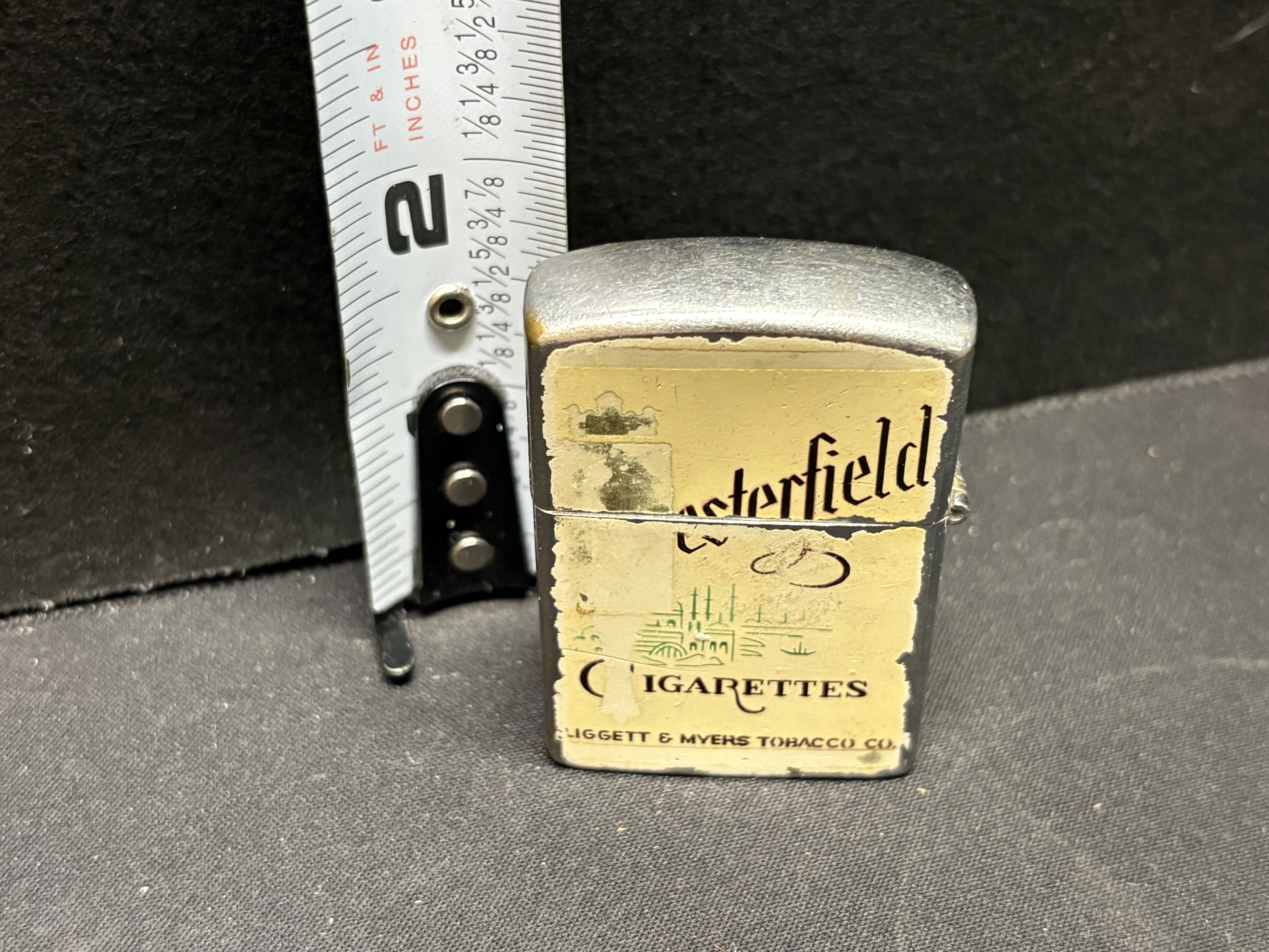 LOT 2026-186 — Briquet vintage Continental – publicité Chesterfield Cigarettes — photo 2
