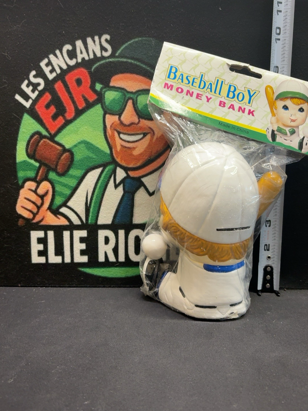 LOT 2026-193 — Tirelire Baseball Boy – Money Bank – Neuve dans son emballage — photo 2