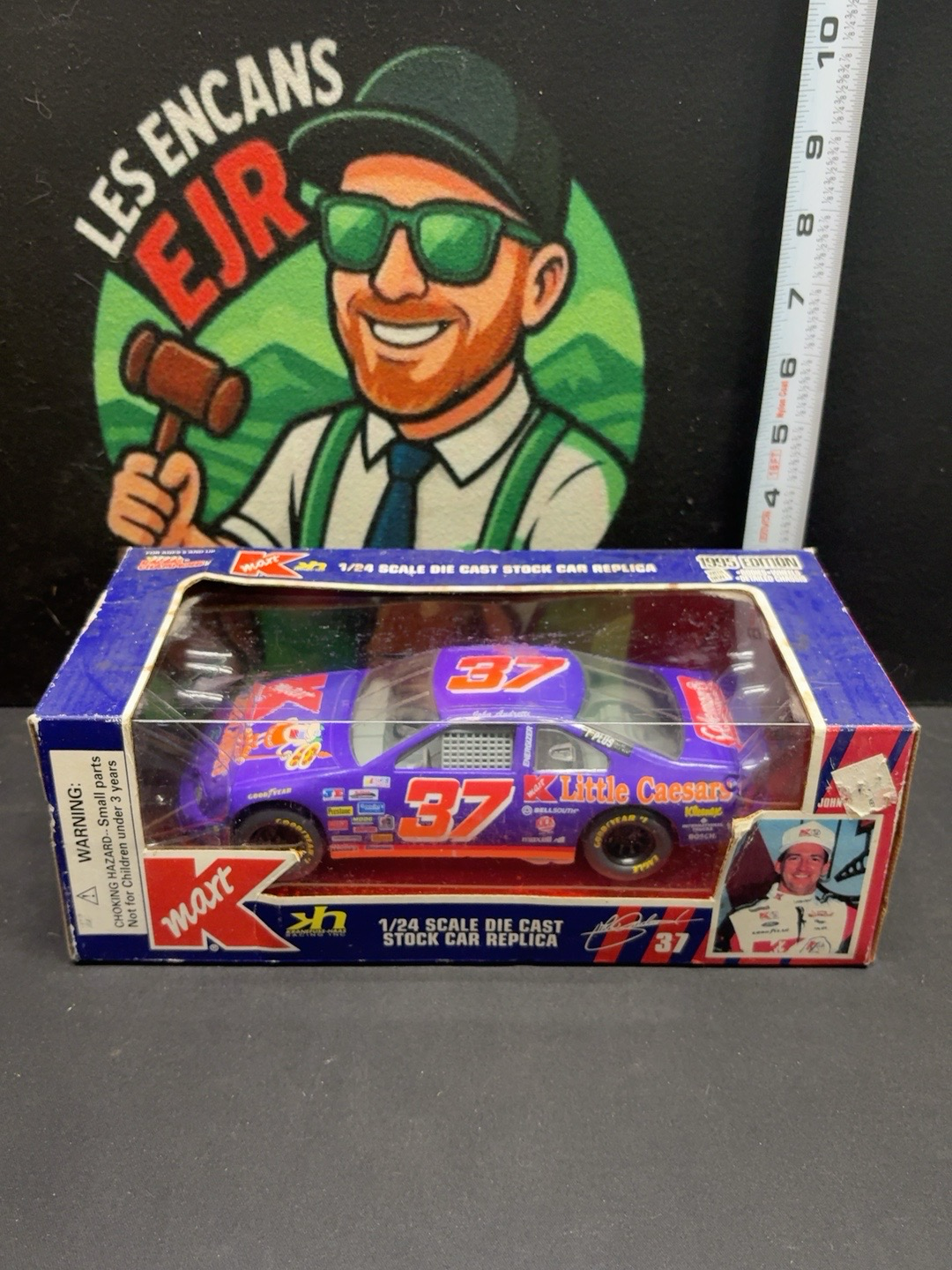 LOT 2026-199 — Voiture NASCAR de collection John Andretti #37 – Little Caesars / Kmart – 1995… — photo 1