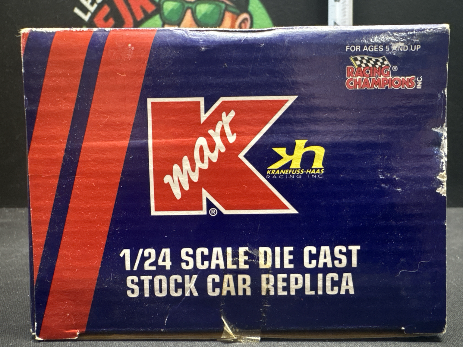 LOT 2026-199 — Voiture NASCAR de collection John Andretti #37 – Little Caesars / Kmart – 1995… — photo 4