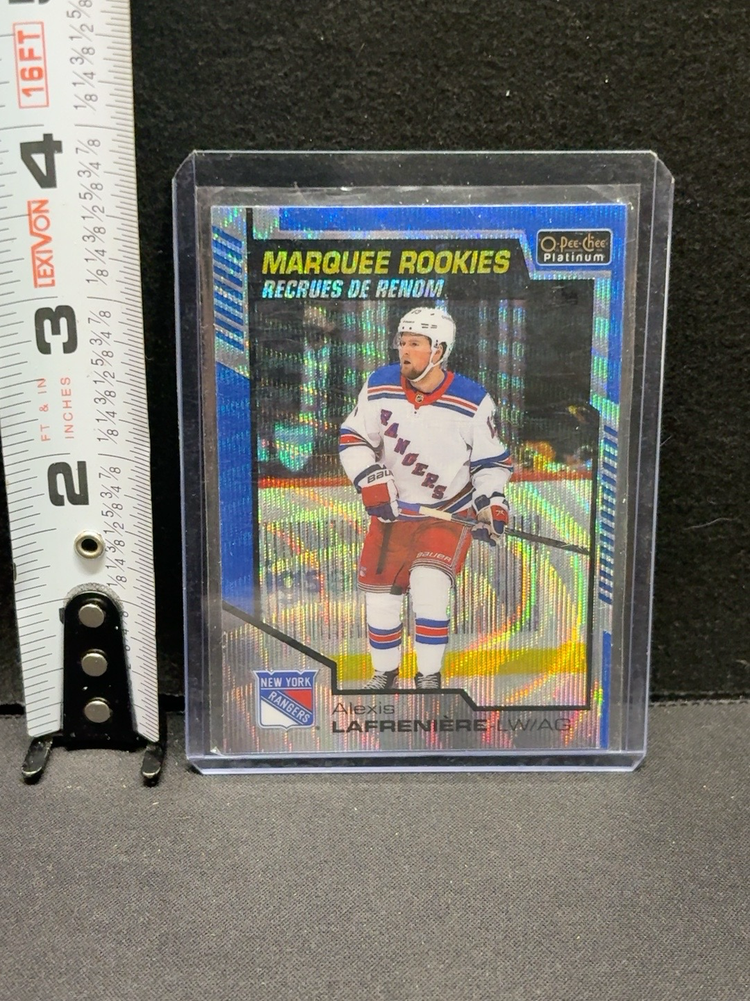 LOT 2026-216 — Carte recrue Alexis Lafrenière – O-Pee-Chee Platinum Marquee Rookies — photo 1