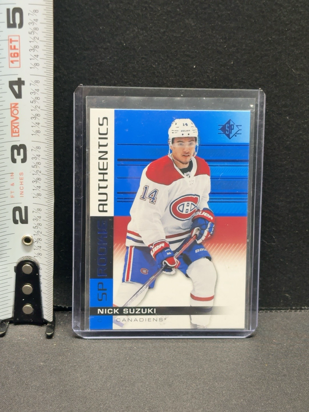 LOT 2026-224 — Carte recrue SP Authentic de Nick Suzuki, joueur des Canadiens de Montréal — photo 1