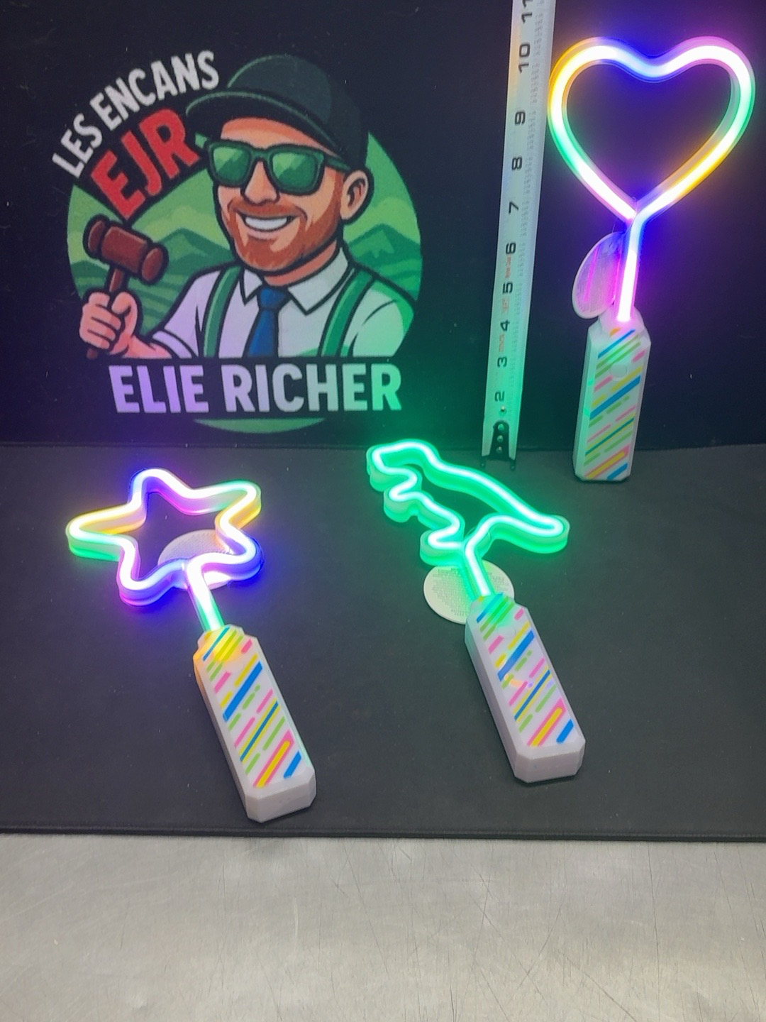 LOT 2026-265 — Ensemble de 3 baguettes lumineuses DEL — photo 1