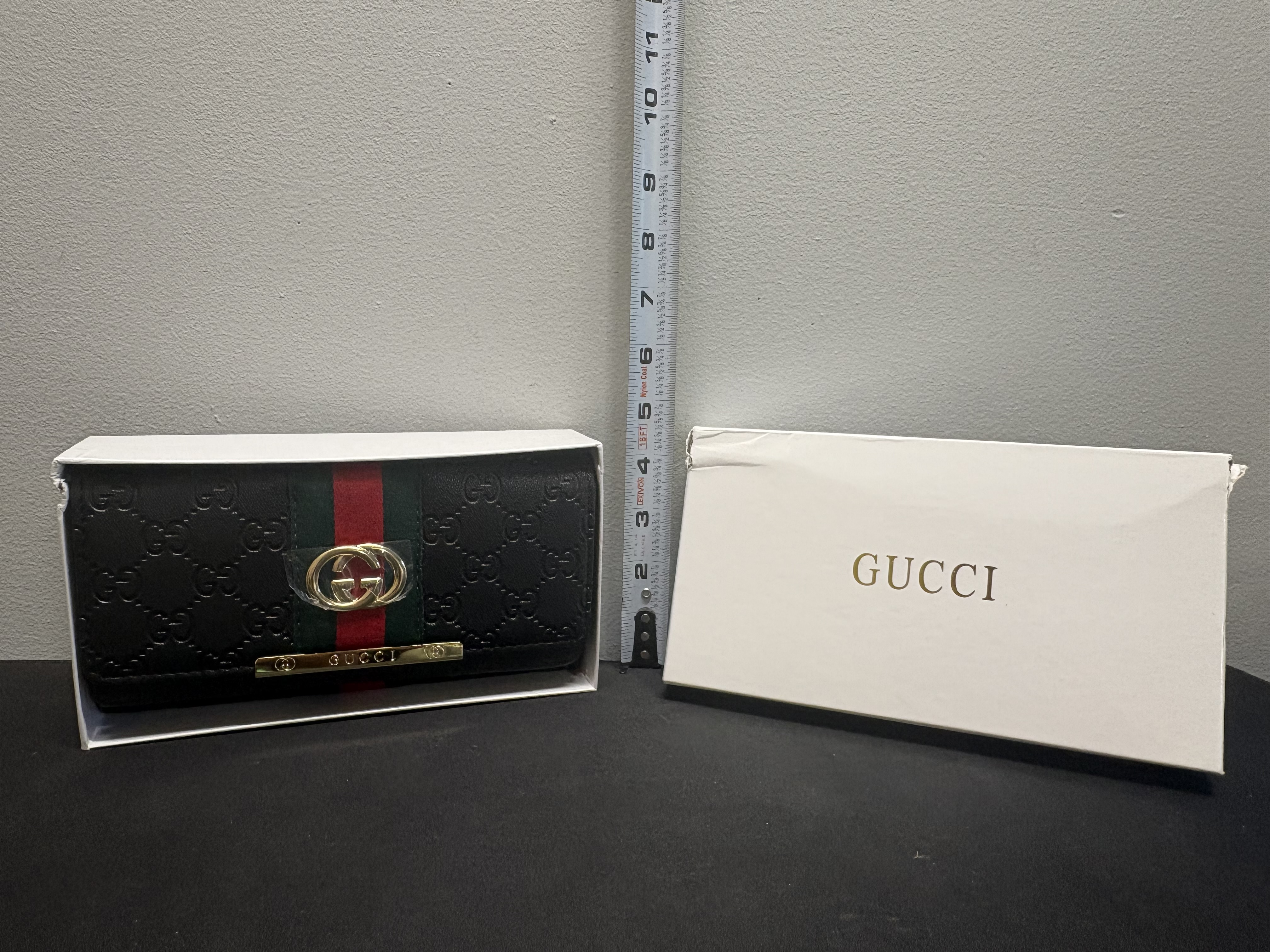 LOT 2026-027 — Portefeuille style Gucci – Neuf avec boîte — photo 1