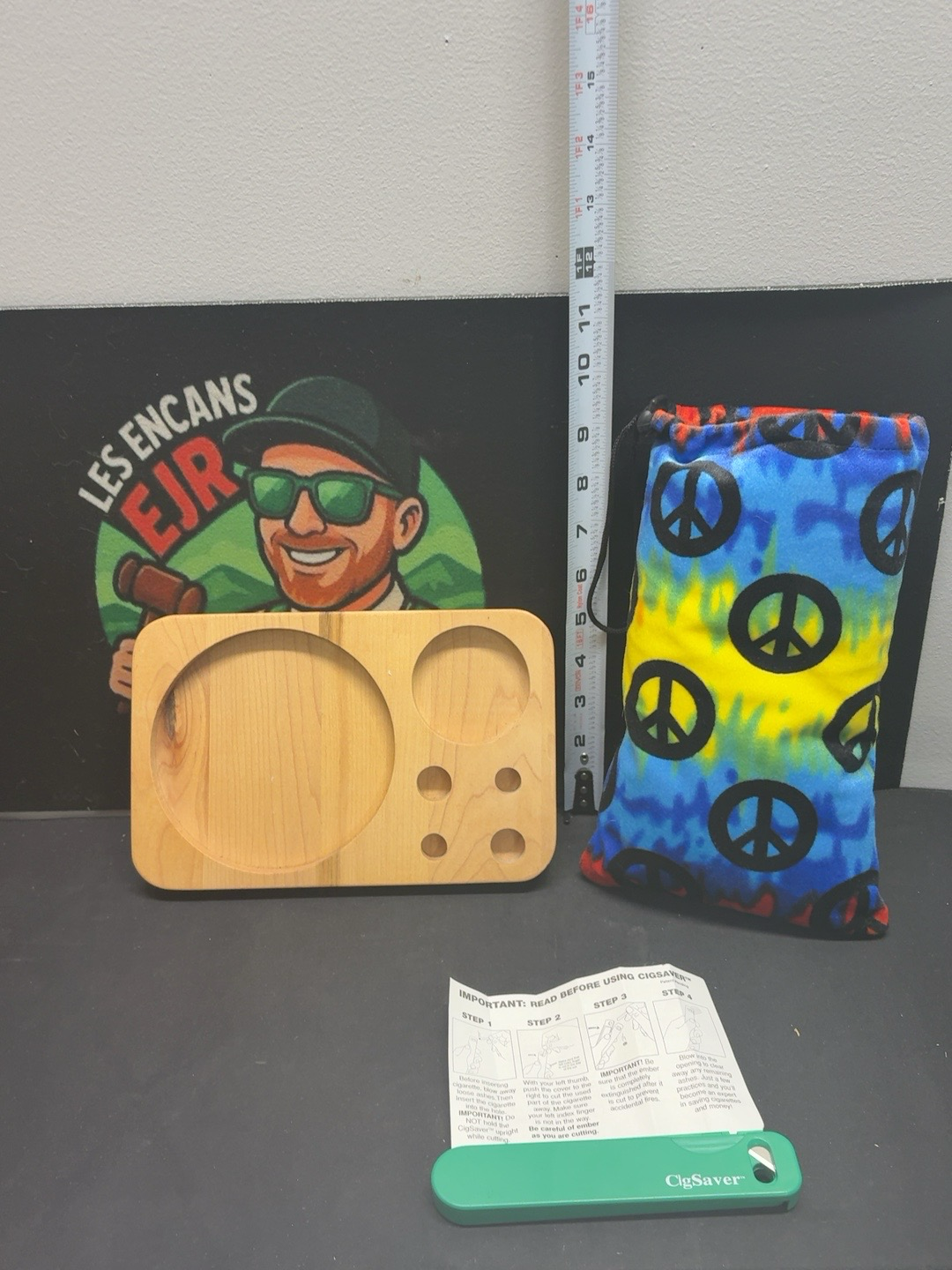 LOT 2026-298 — Lot d’accessoires pour fumeur de marijuana — photo 1