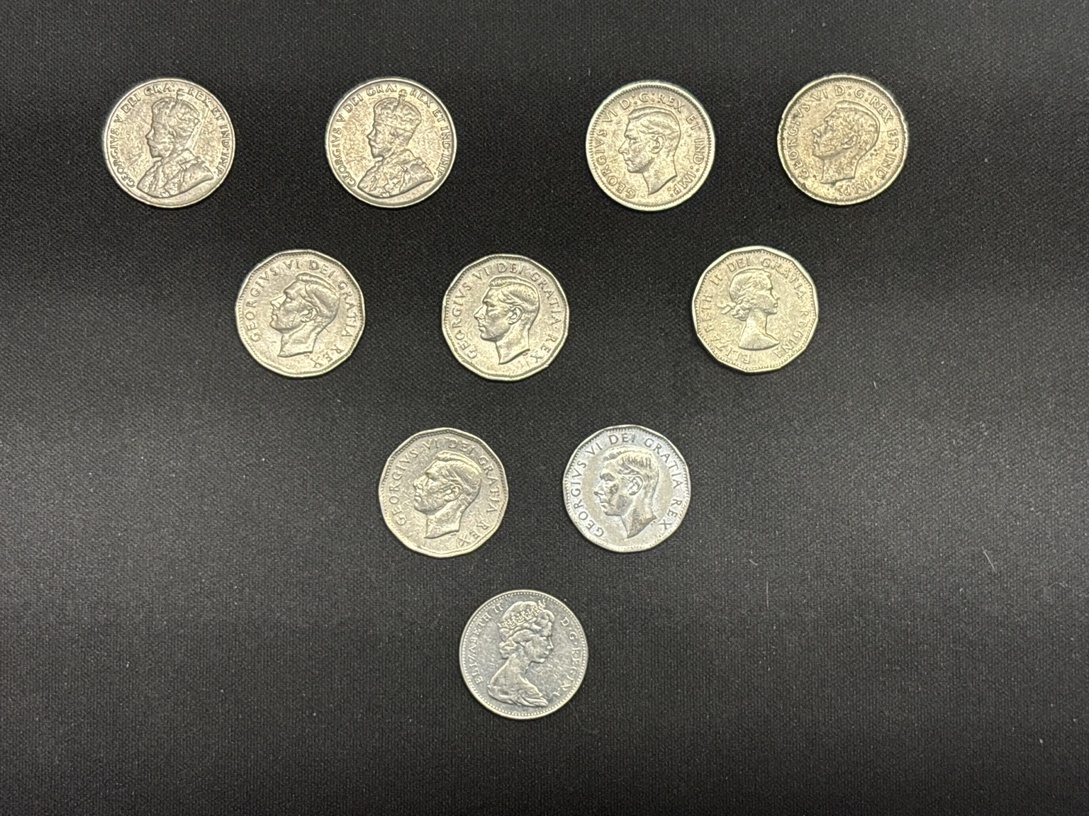 LOT 2026-311 — Ensemble de 10 pièces canadiennes de 5 cents anciennes — photo 2