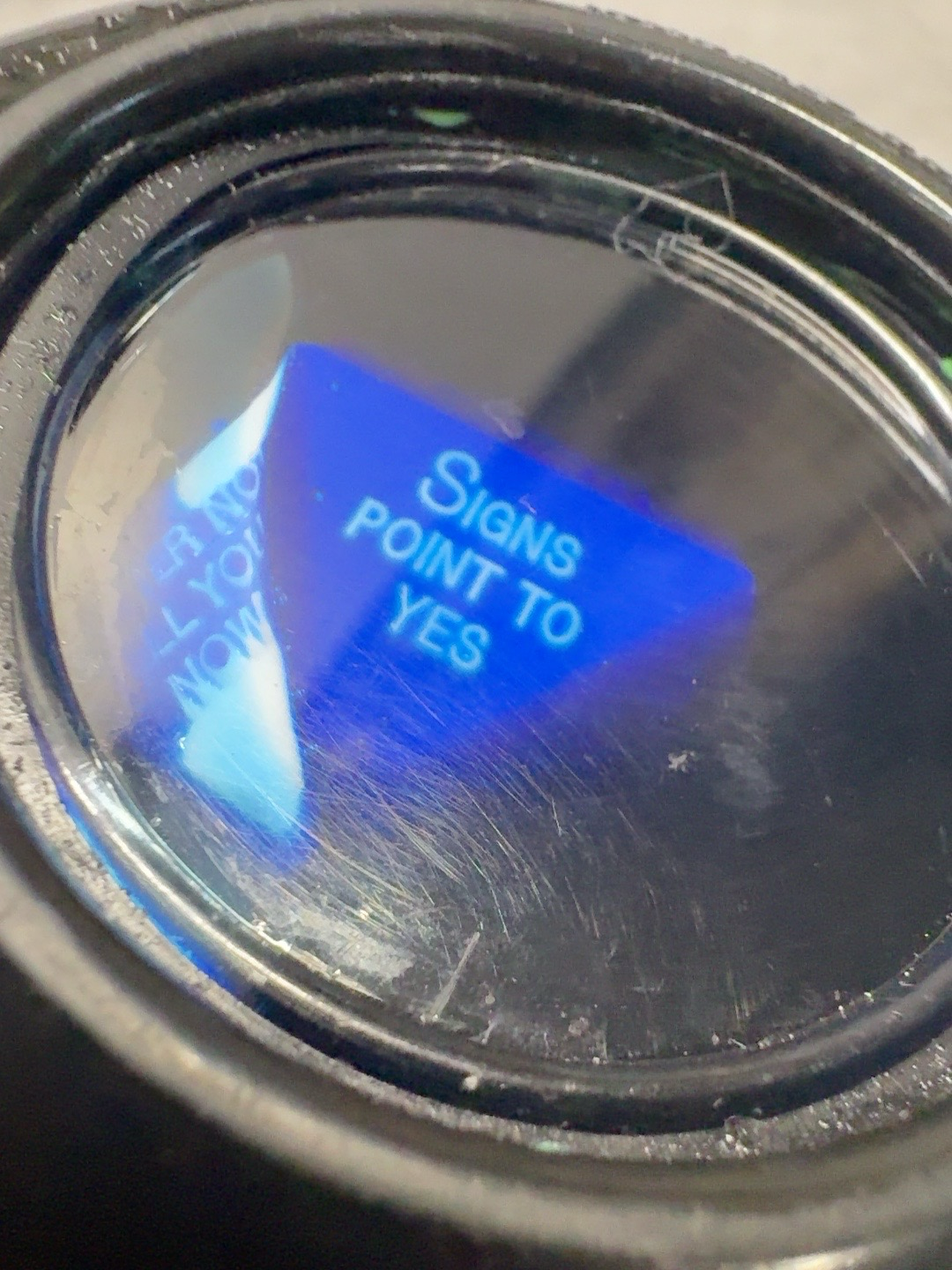 LOT 2026-321 — Boule Magic 8 Ball – Mattel – Jeu de réponses — photo 3