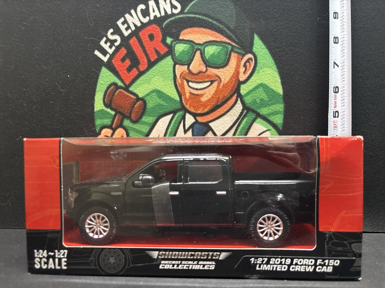 LOT 2026-322 — Ford F-150 Limited Crew Cab 2019 – Miniature Showcasts Diecast – Échelle 1:27 — photo 1