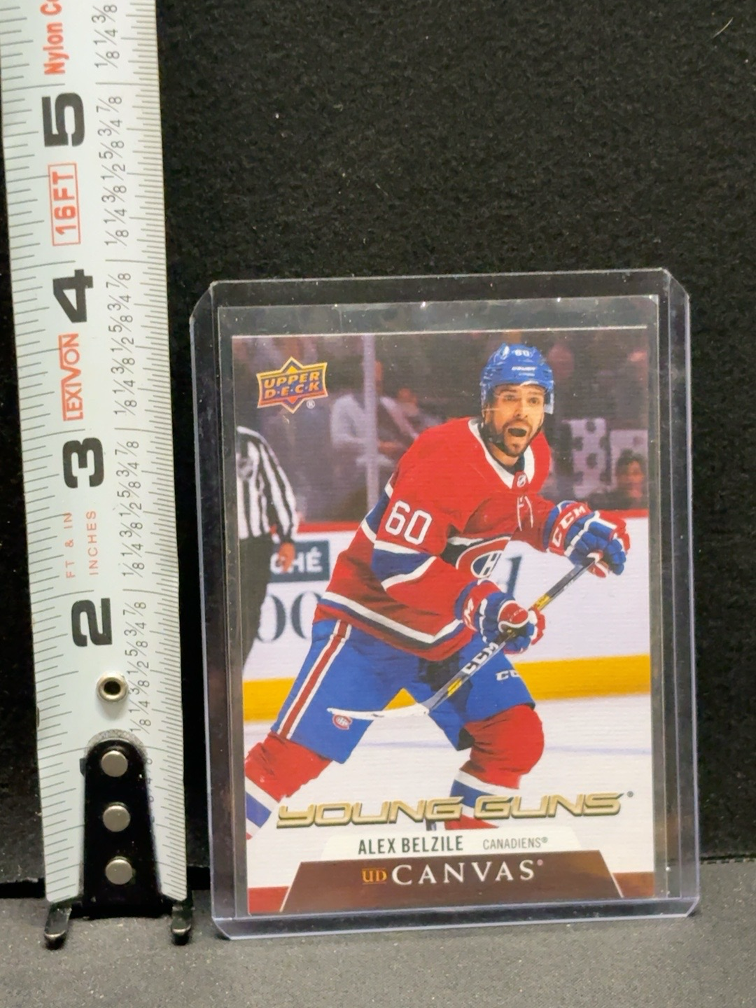 LOT 2026-333 — Carte de hockey Alex Belzile – Upper Deck Young Guns – UD Canvas — photo 1