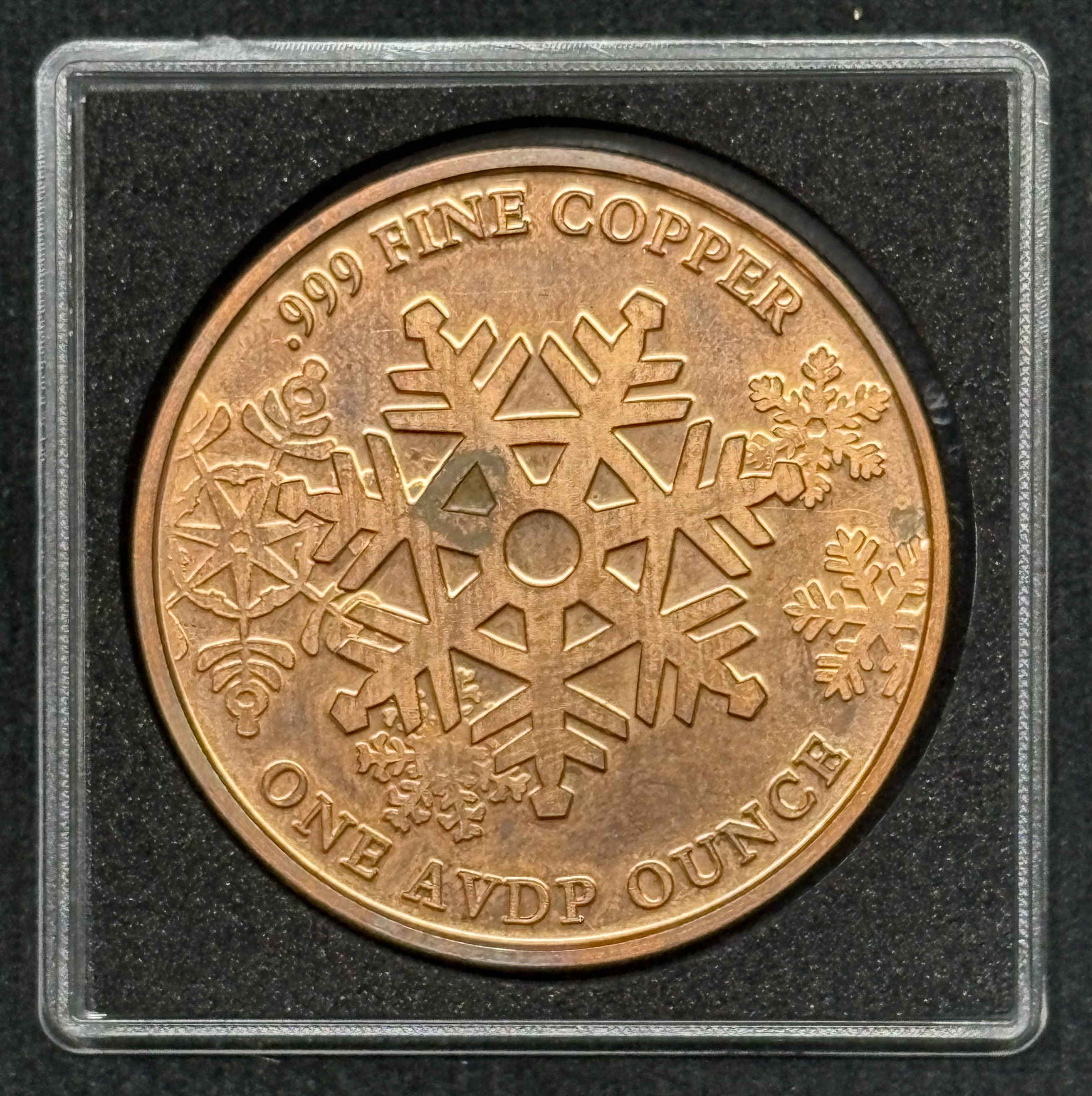 LOT 2026-036 — Ronde de collection de Noël – Cuivre fin .999 – 1 once — photo 1
