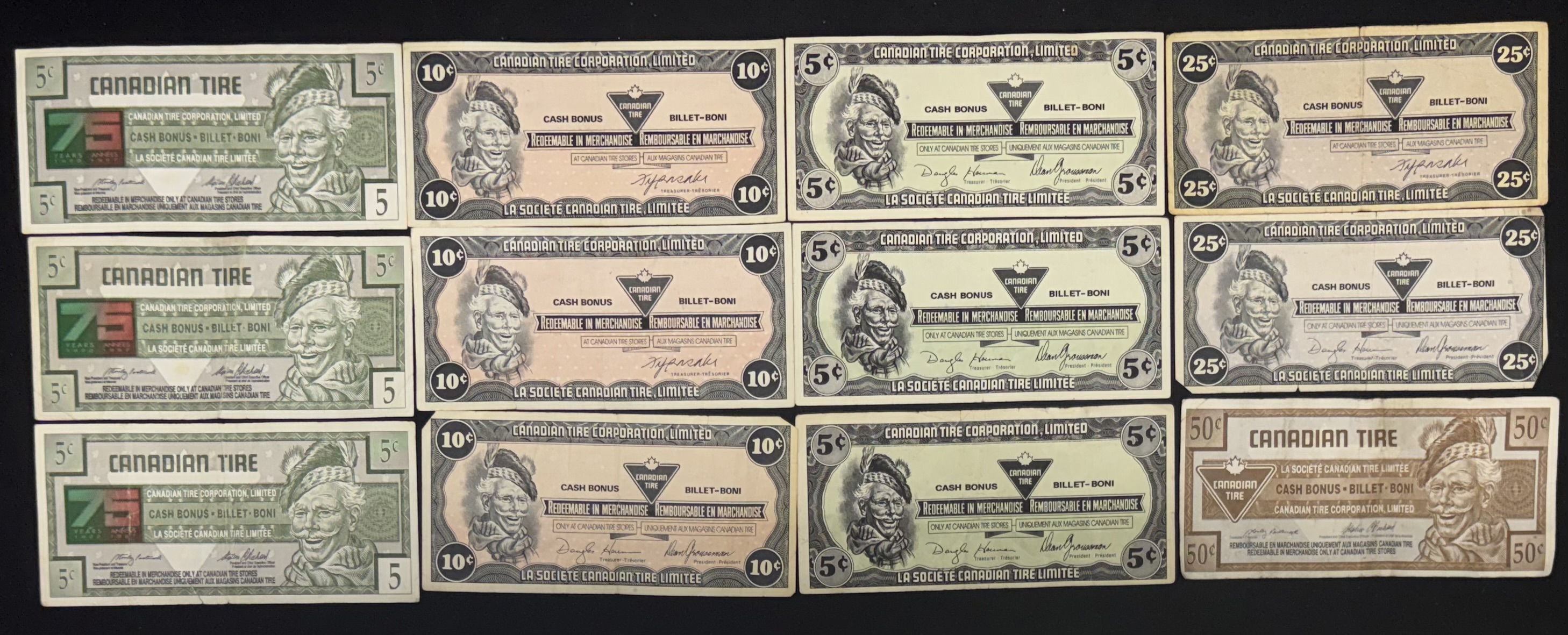LOT 2026-385 — Lot de 12 billets anciens Canadian Tire – Cash Bonus / Billet-boni — photo 1
