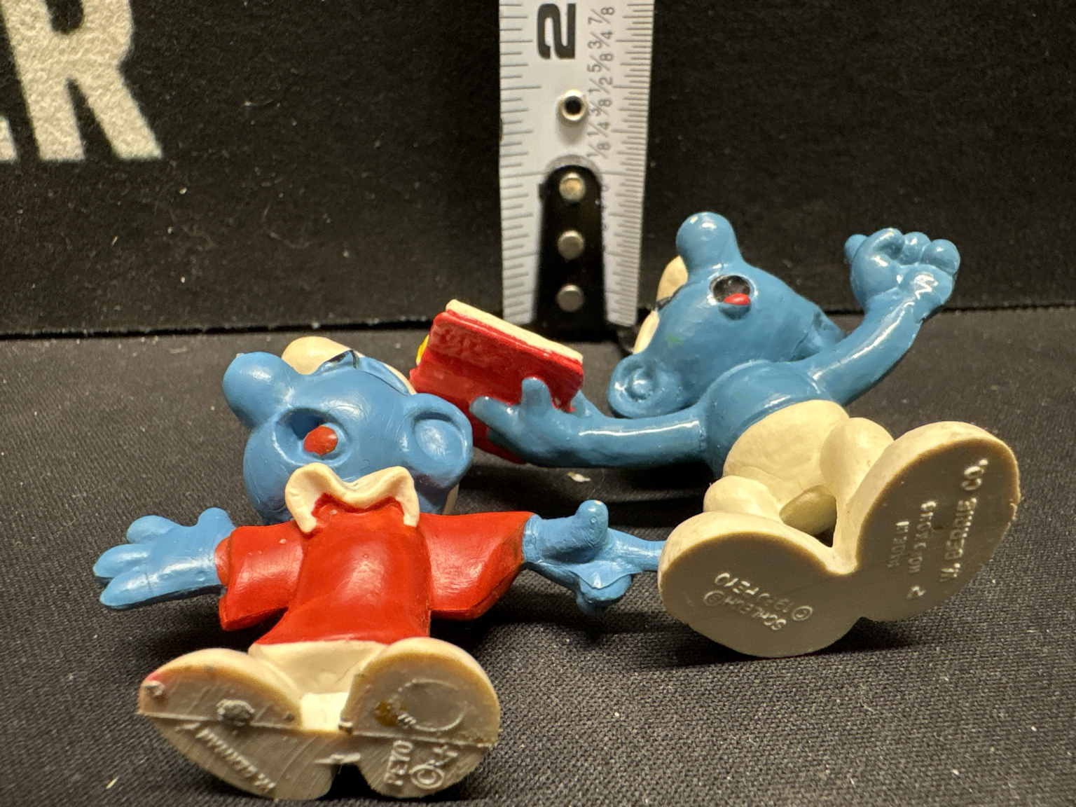 LOT 2026-389 — Lot de 2 figurines Schtroumpfs vintage – Peyo — photo 2