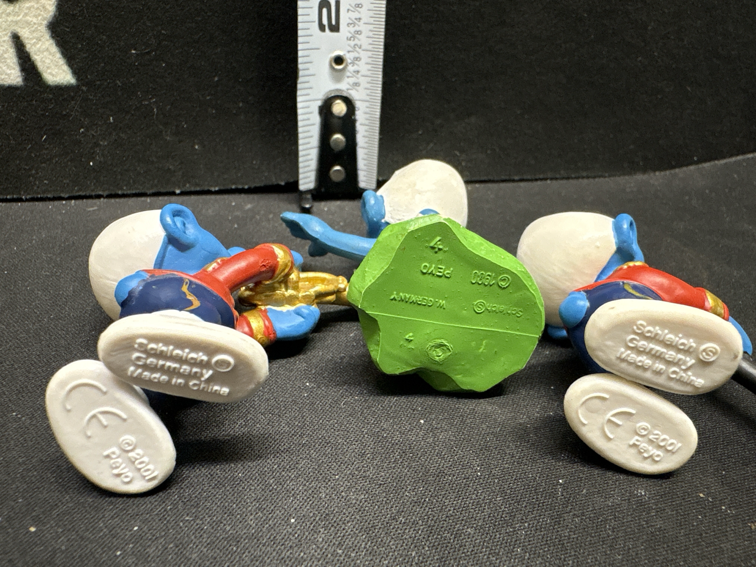 LOT 2026-391 — Lot de 3 figurines Schtroumpfs musiciens – Peyo / Schleich — photo 2
