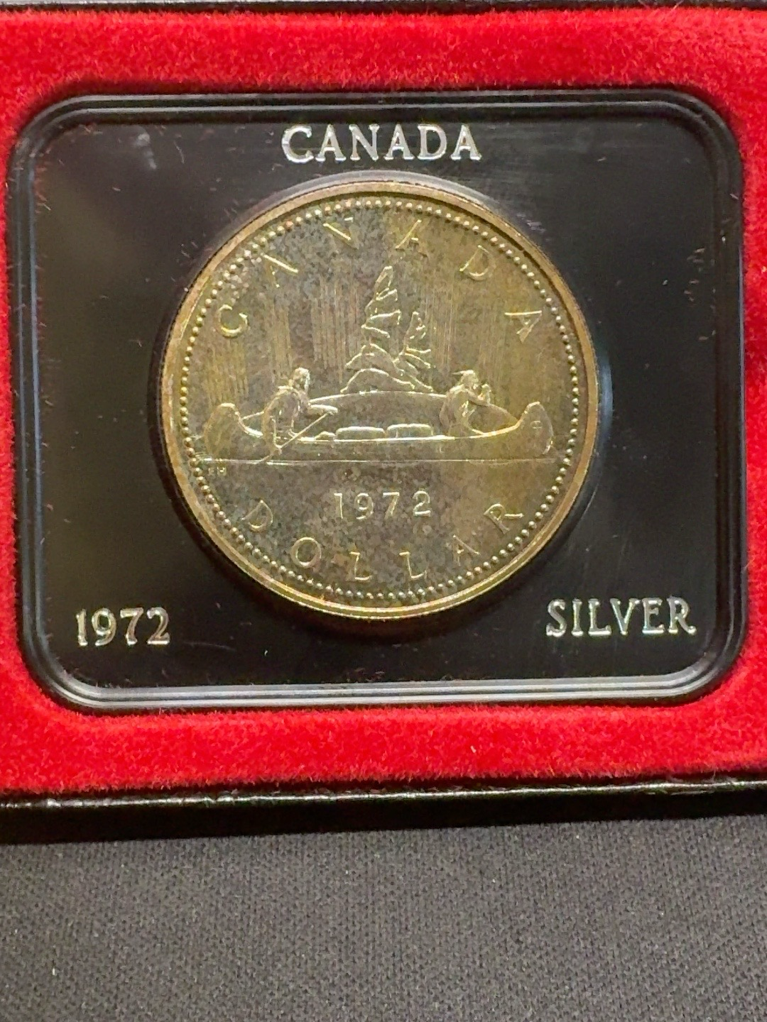 LOT 2026-395 — Pièce canadienne de collection de 1 dollar 1972 au motif du Voyageur… — photo 1