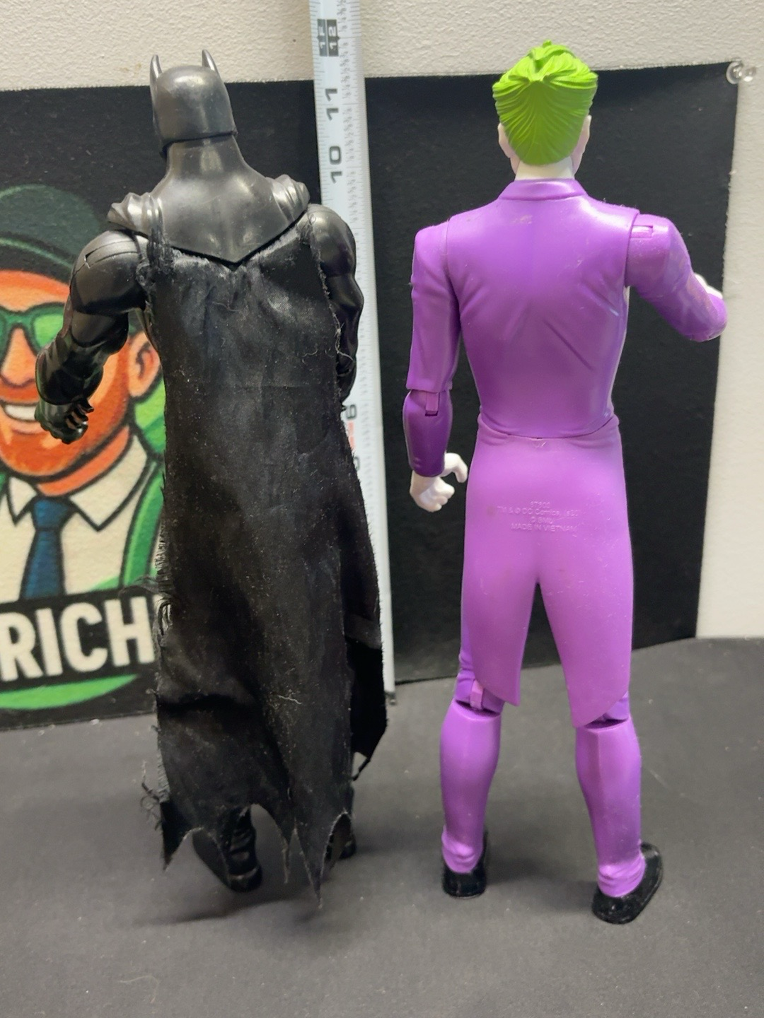 LOT 2026-397 — Figurines articulées Batman et le Joker – DC Comics — photo 3