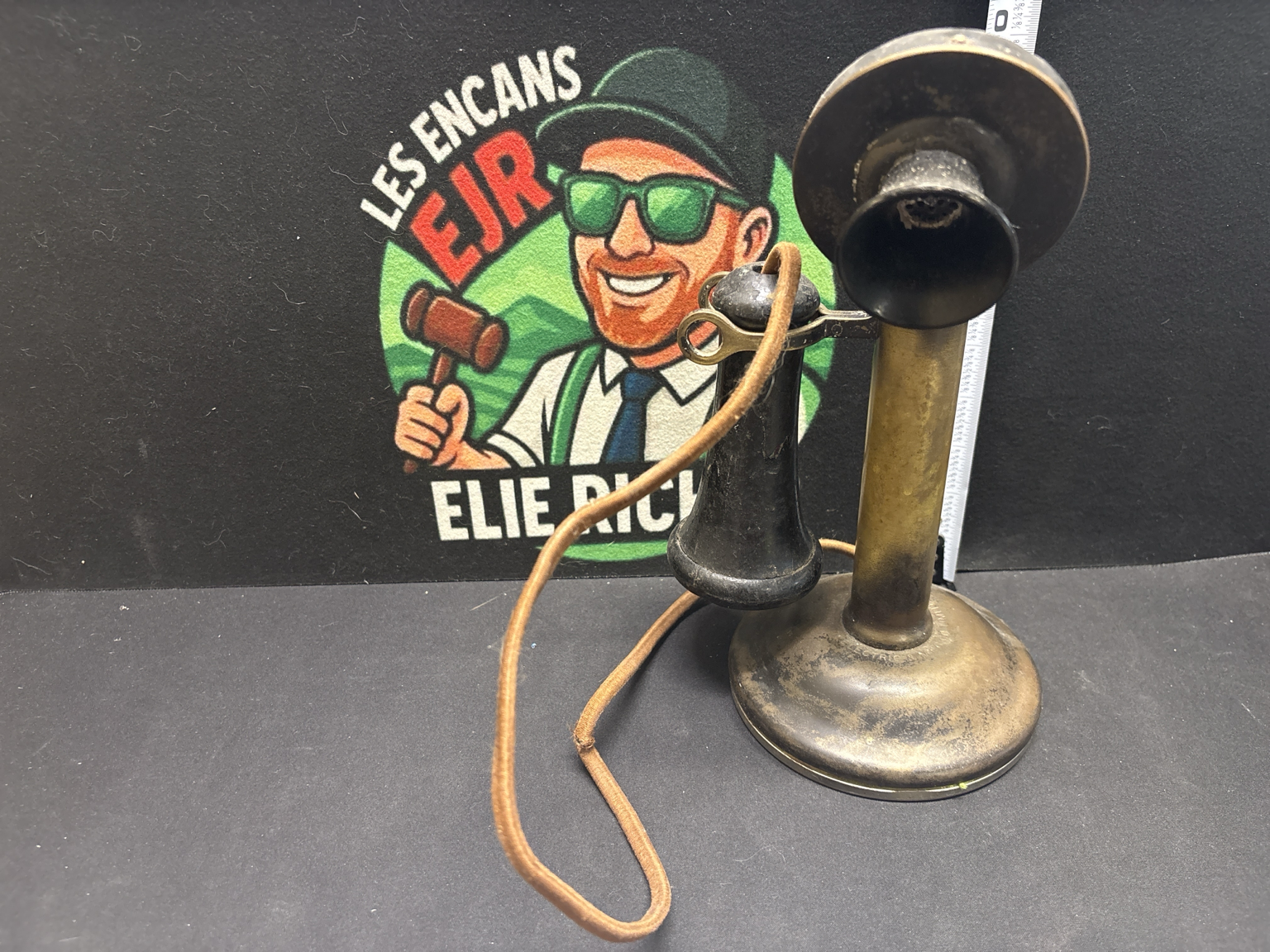 LOT 2026-400 — Téléphone chandelier antique Northern Electric — photo 1