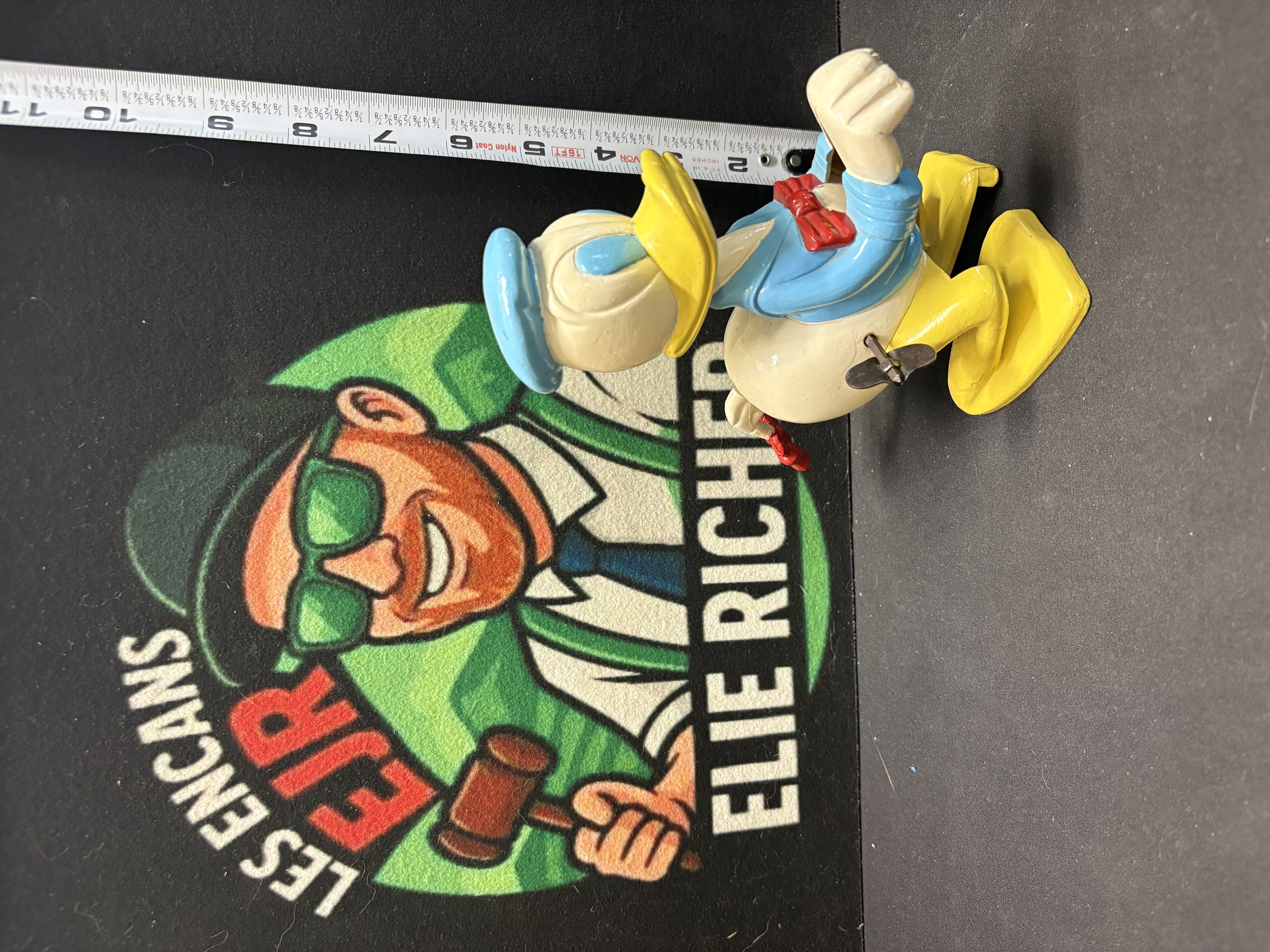 LOT 2026-401 — Figurine mécanique vintage de Donald Duck – Disney — photo 1