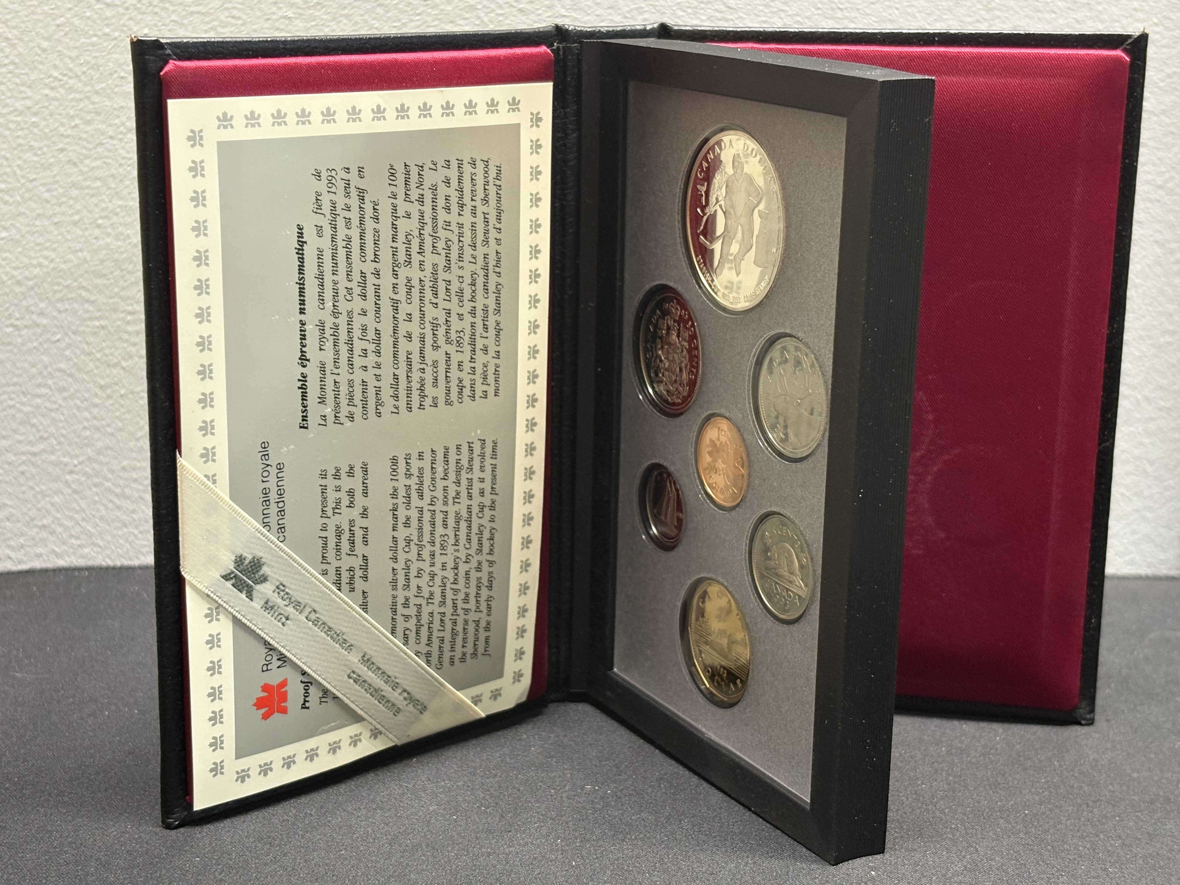 LOT 2026-041 — Ensemble épreuve numismatique Canada 1993 – 7 pièces – 100e anniversaire de la Coupe Stanl — photo 1