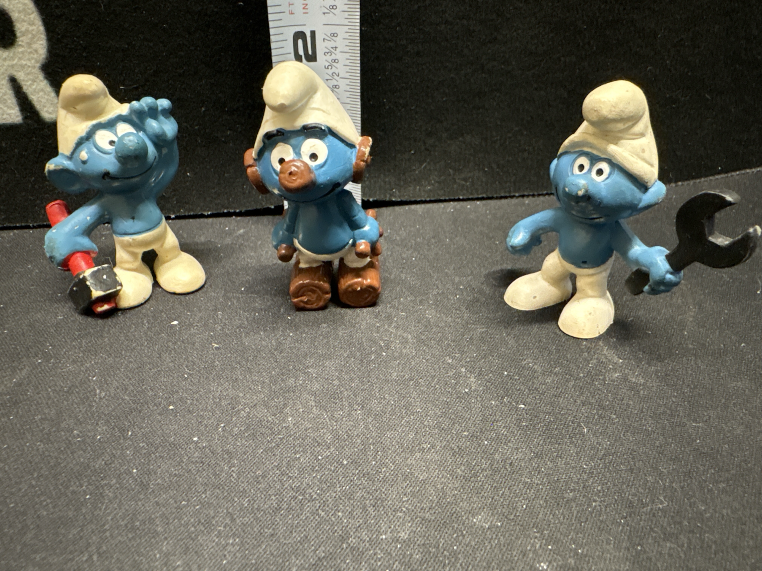 LOT 2026-406 — Ensemble de 3 figurines vintage des Schtroumpfs — photo 1