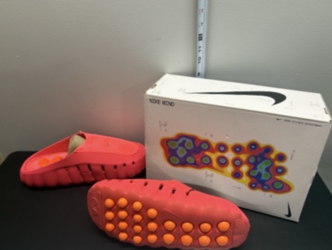 LOT 2026-047 — Chaussures style Nike Mind Science Department – Rose fluo – Avec boîte — photo 1
