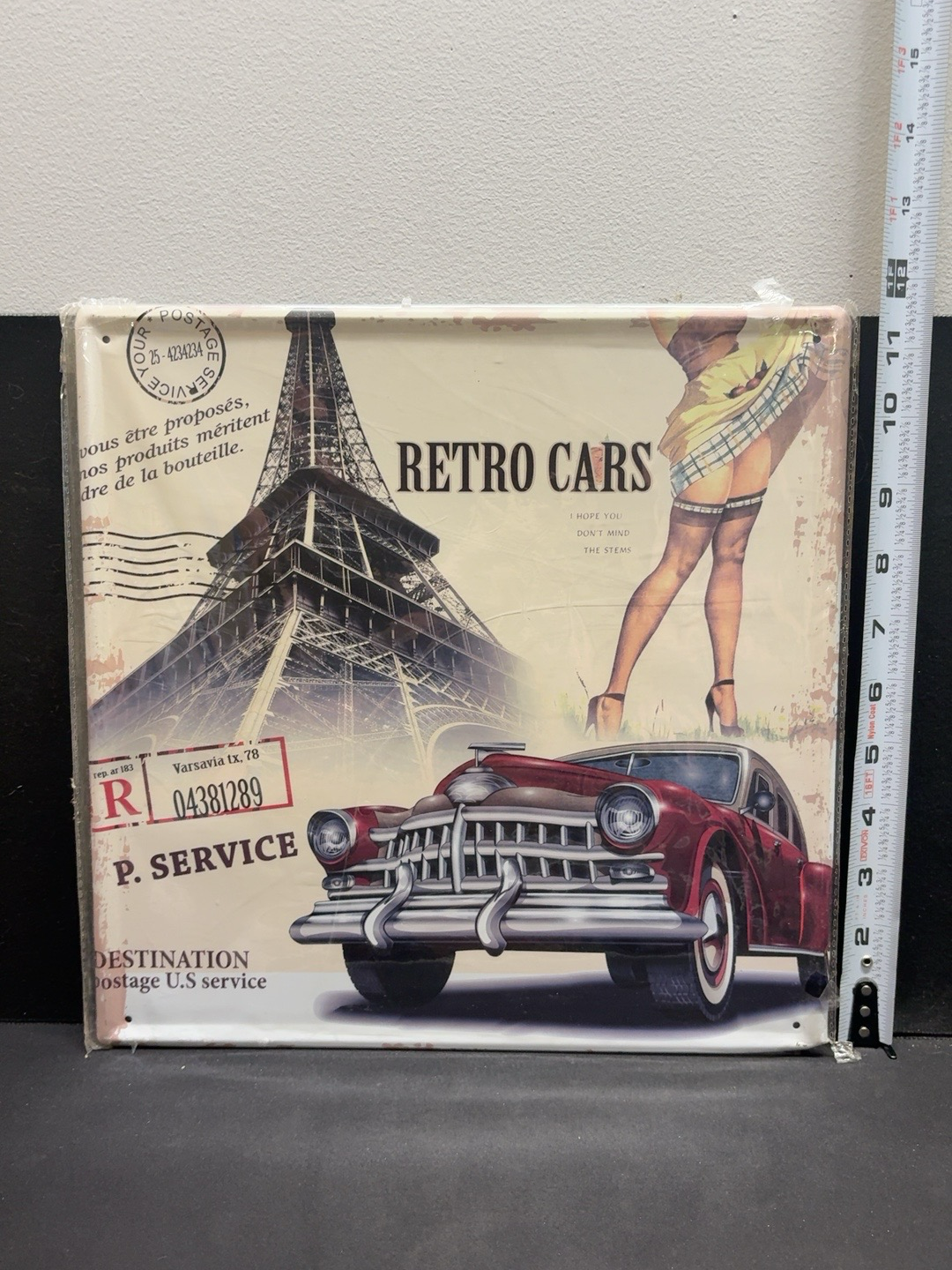 LOT 2026-463 — Plaque décorative en métal style rétro/vintage avec illustration d’une voiture… — photo 1