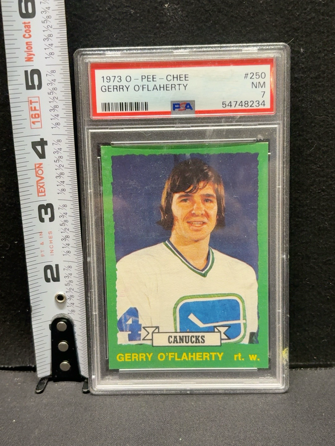 LOT 2026-473 — Carte de hockey vintage 1973-74 O-Pee-Chee #250 – Gerry O’Flaherty, des… — photo 1