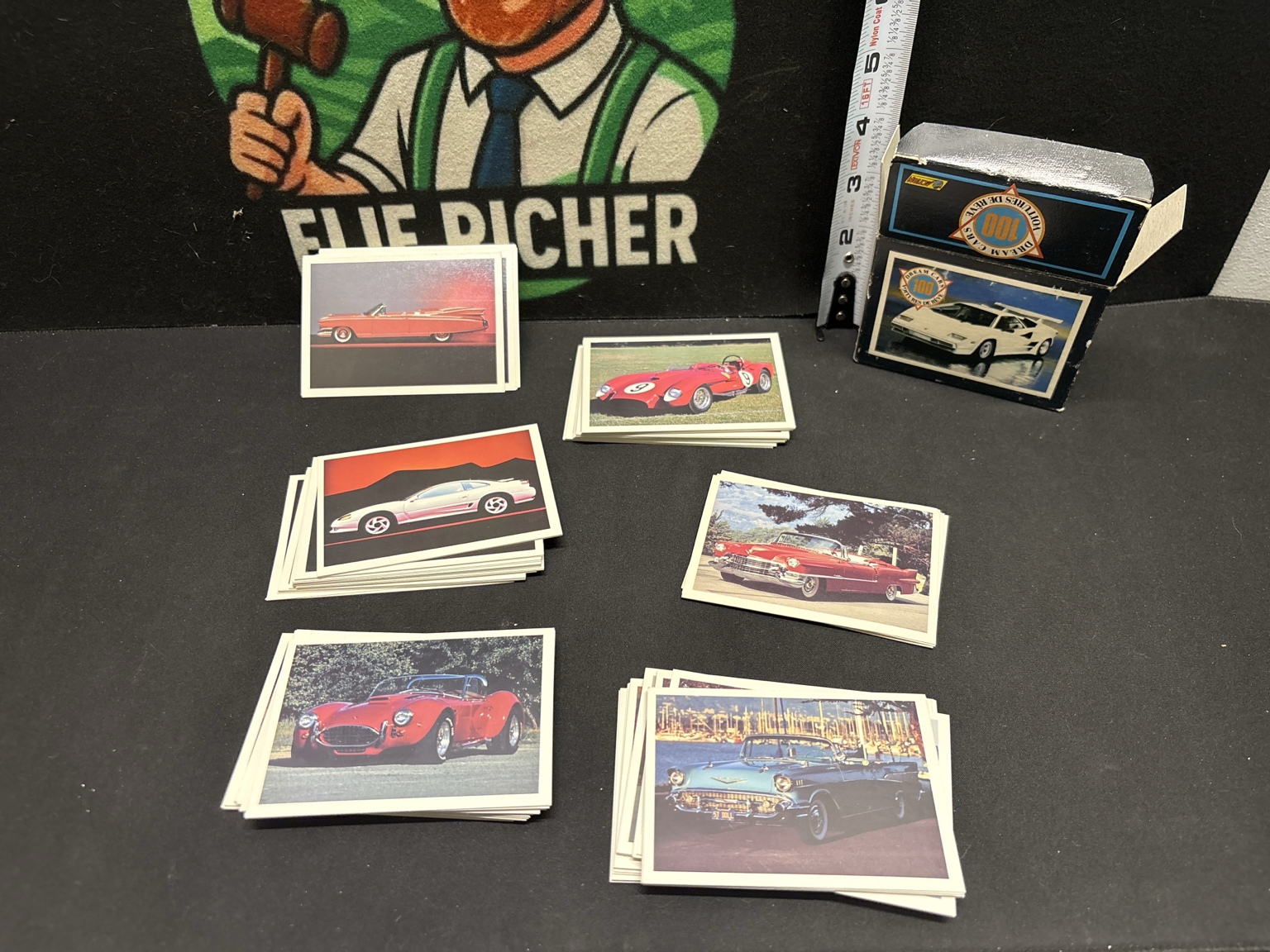 LOT 2026-475 — Lot de plusieurs cartes de collection illustrant des voitures classiques… — photo 2