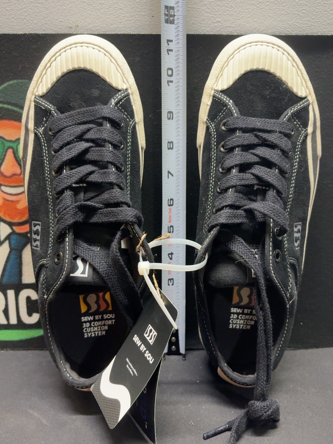LOT 2026-491 — Paire de chaussures Sew By Sou – modèle SBS-052 “Horus / Skate Eye”, de… — photo 4