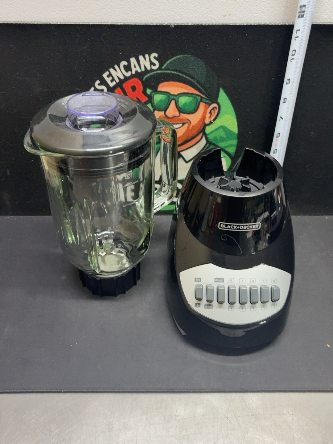 LOT 2026-492 — Mélangeur électrique BLACK+DECKER avec récipient en verre, couvercle et base… — photo 2