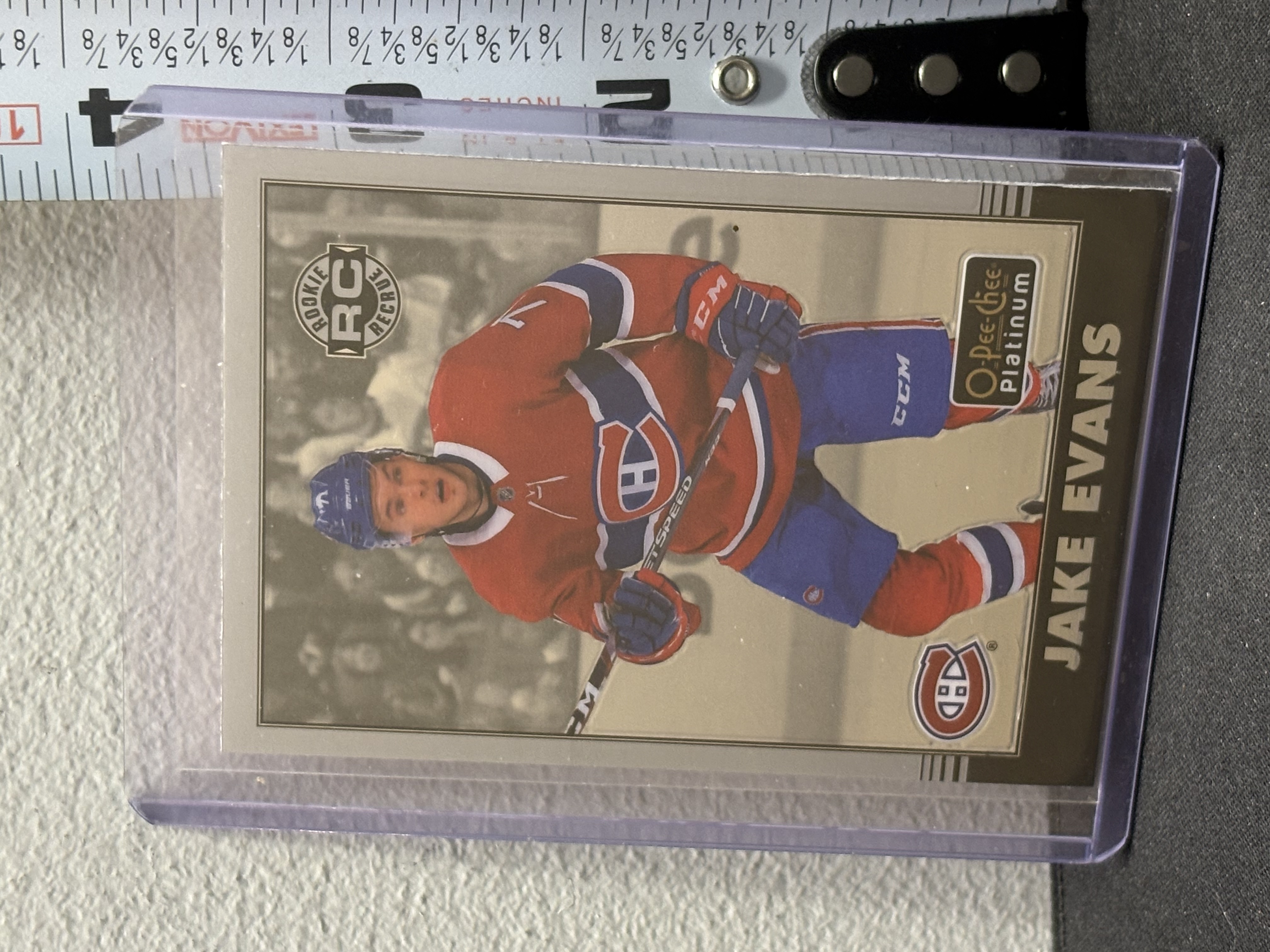 LOT 2026-052 — Carte recrue Jake Evans – Canadiens de Montréal – O-Pee-Chee Platinum — photo 1