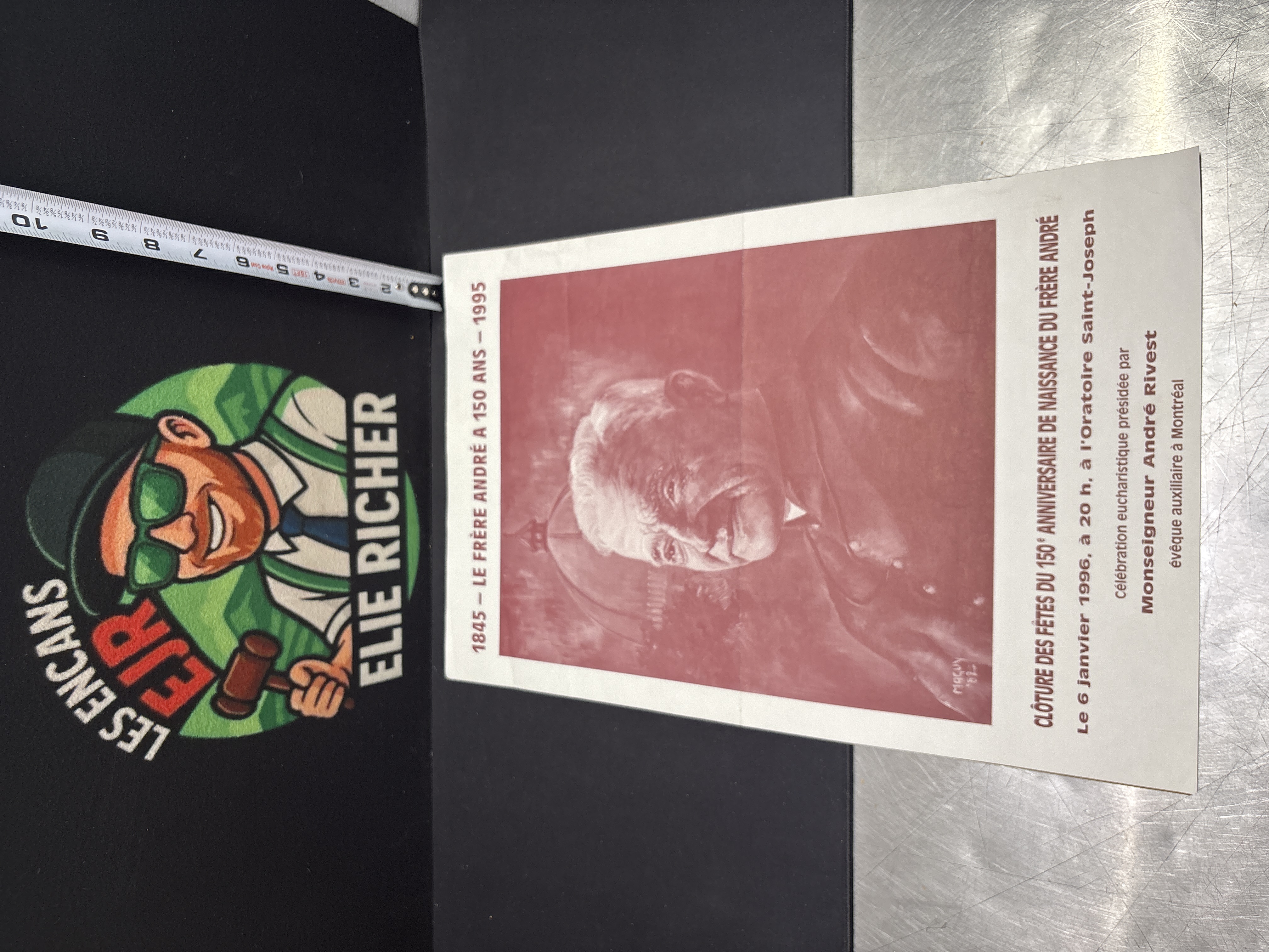 LOT 2026-536 — Affiche commémorative imprimée sur papier, format approximatif de 11 x 17 po — photo 1