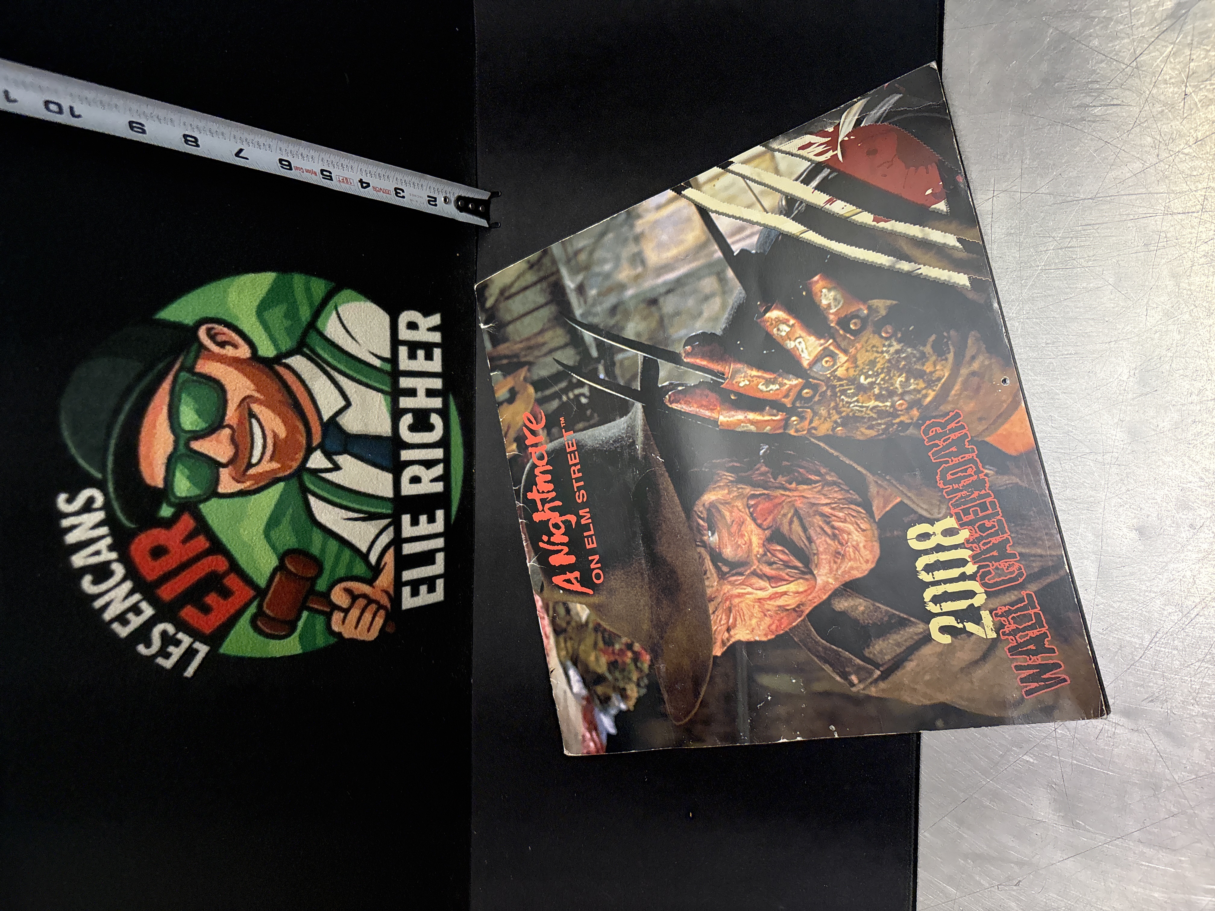 LOT 2026-537 — Calendrier mural « A Nightmare on Elm Street » de 2007, mettant en vedette… — photo 2