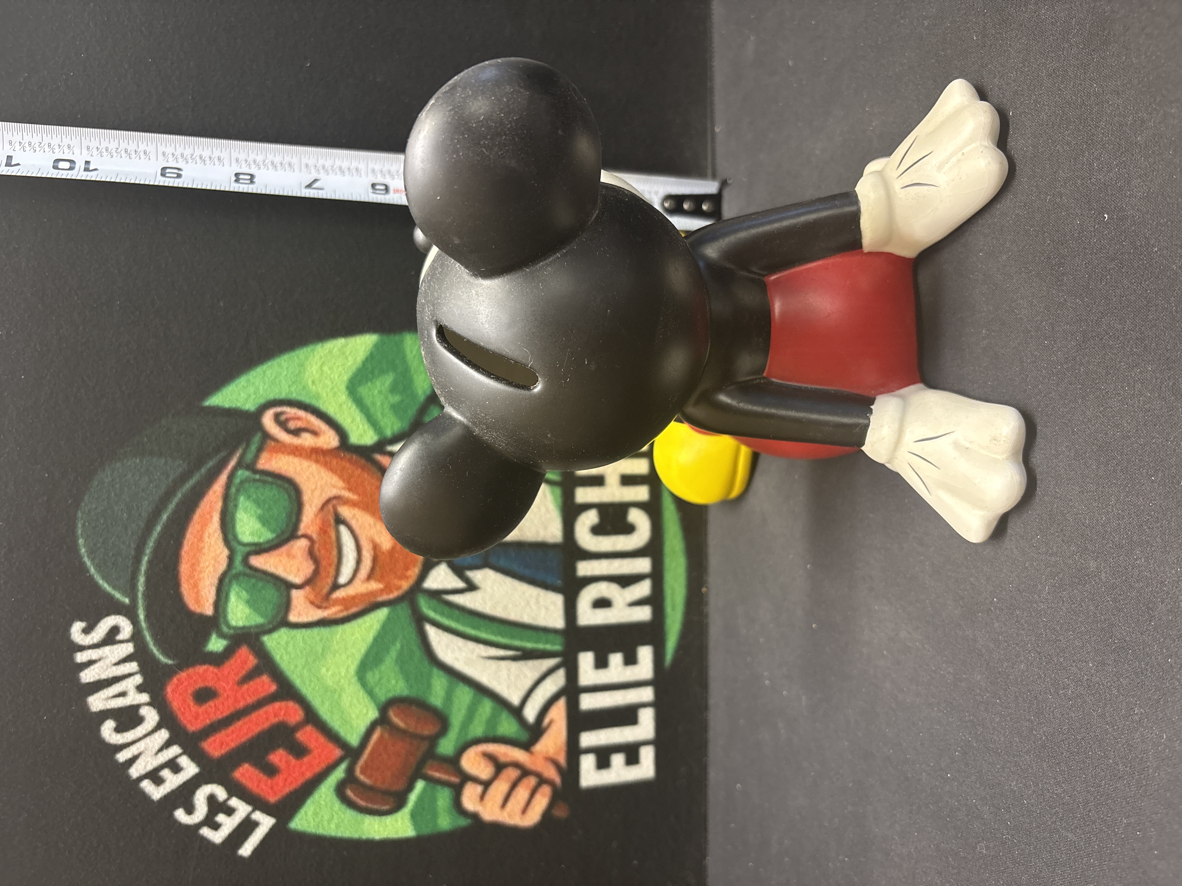 LOT 2026-547 — Jolie tirelire vintage à l’effigie de Mickey Mouse, en plastique moulé, avec… — photo 2
