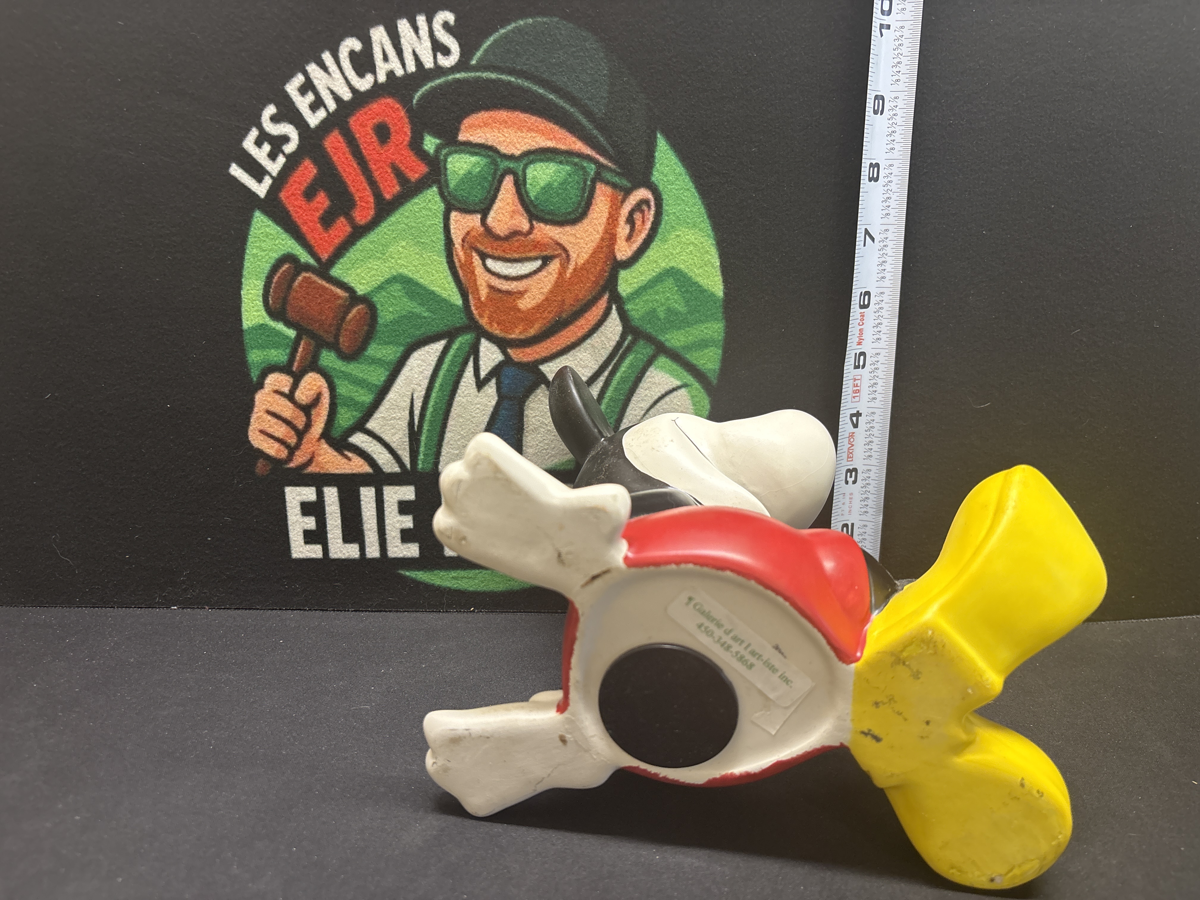 LOT 2026-547 — Jolie tirelire vintage à l’effigie de Mickey Mouse, en plastique moulé, avec… — photo 3