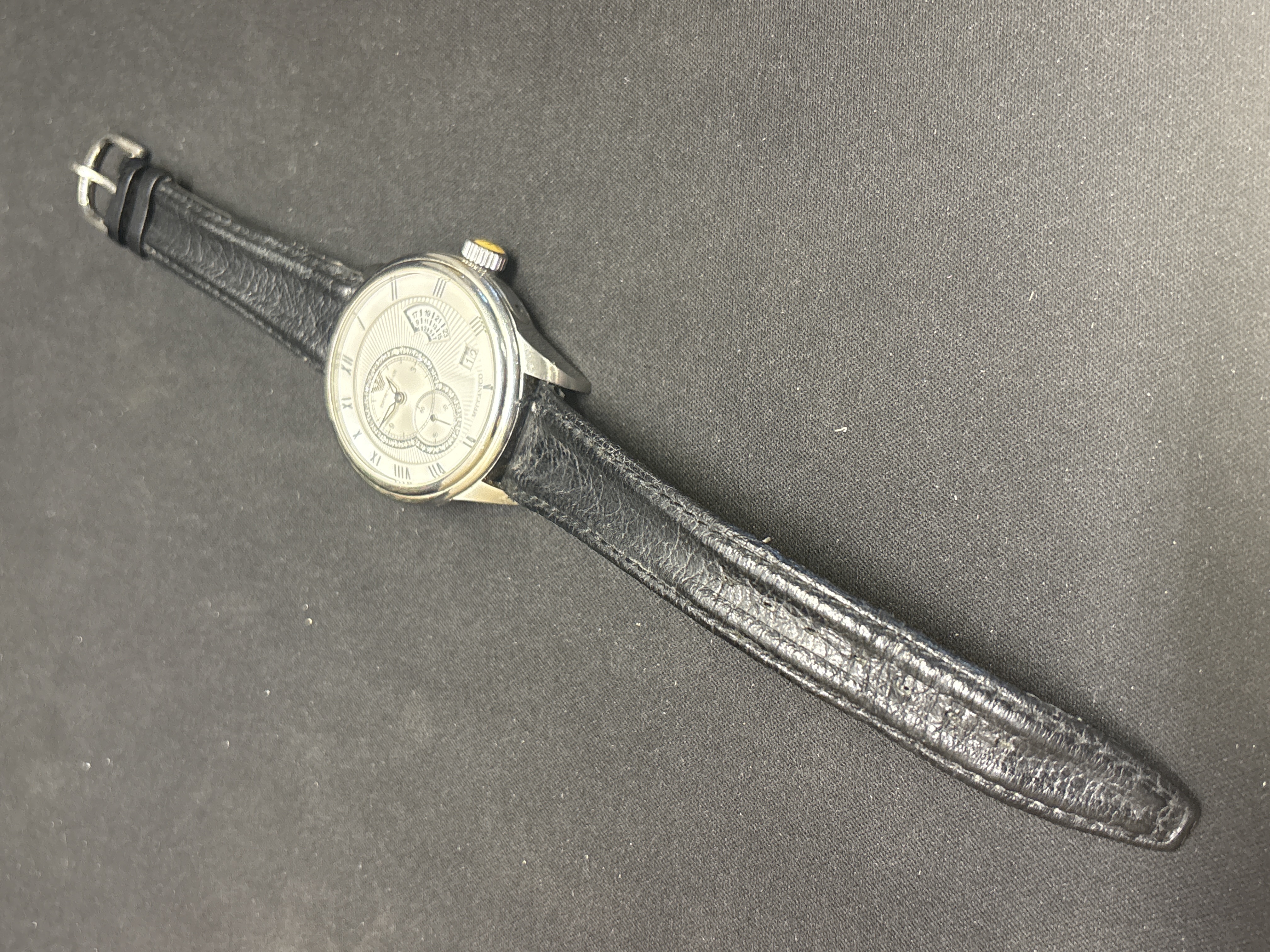 LOT 2026-553 — Montre pour homme Emporio Armani Meccanico, référence AR4617,au design élégant… — photo 4