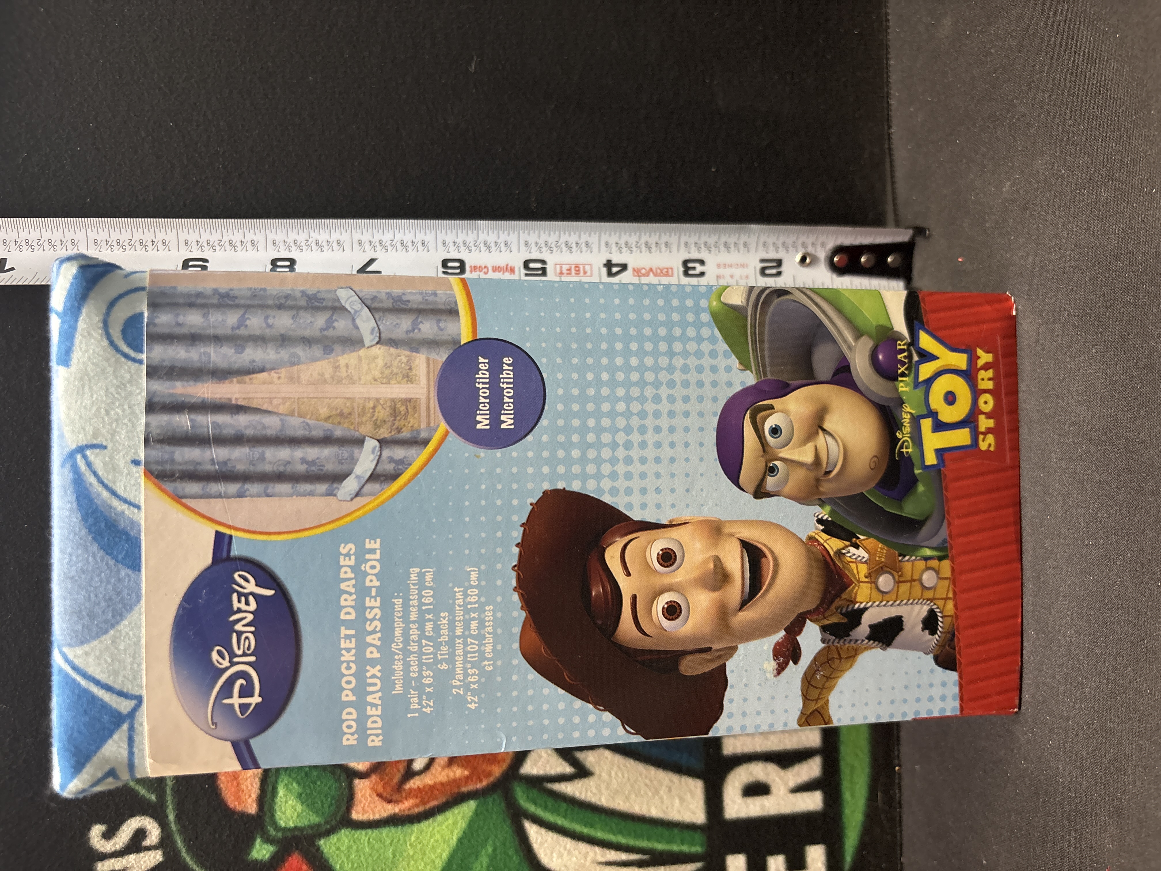 LOT 2026-601 — Ensemble neuf de rideaux passe-pôle Disney Pixar Toy Story, en microfibre 100… — photo 1