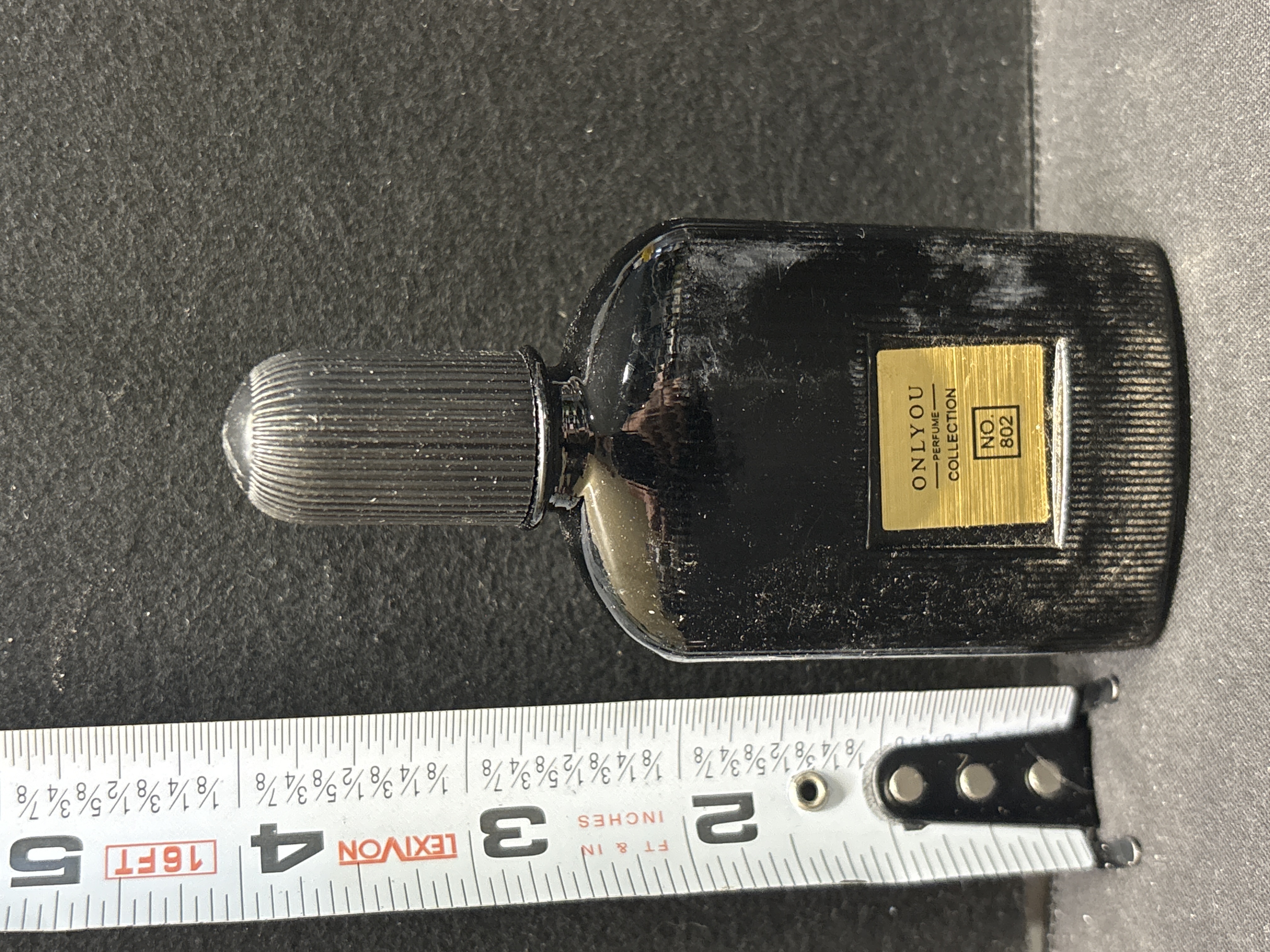 LOT 2026-610 — Ensemble de 7 pièces comprenant des flacons de parfum et une boîte : un flacon… — photo 4