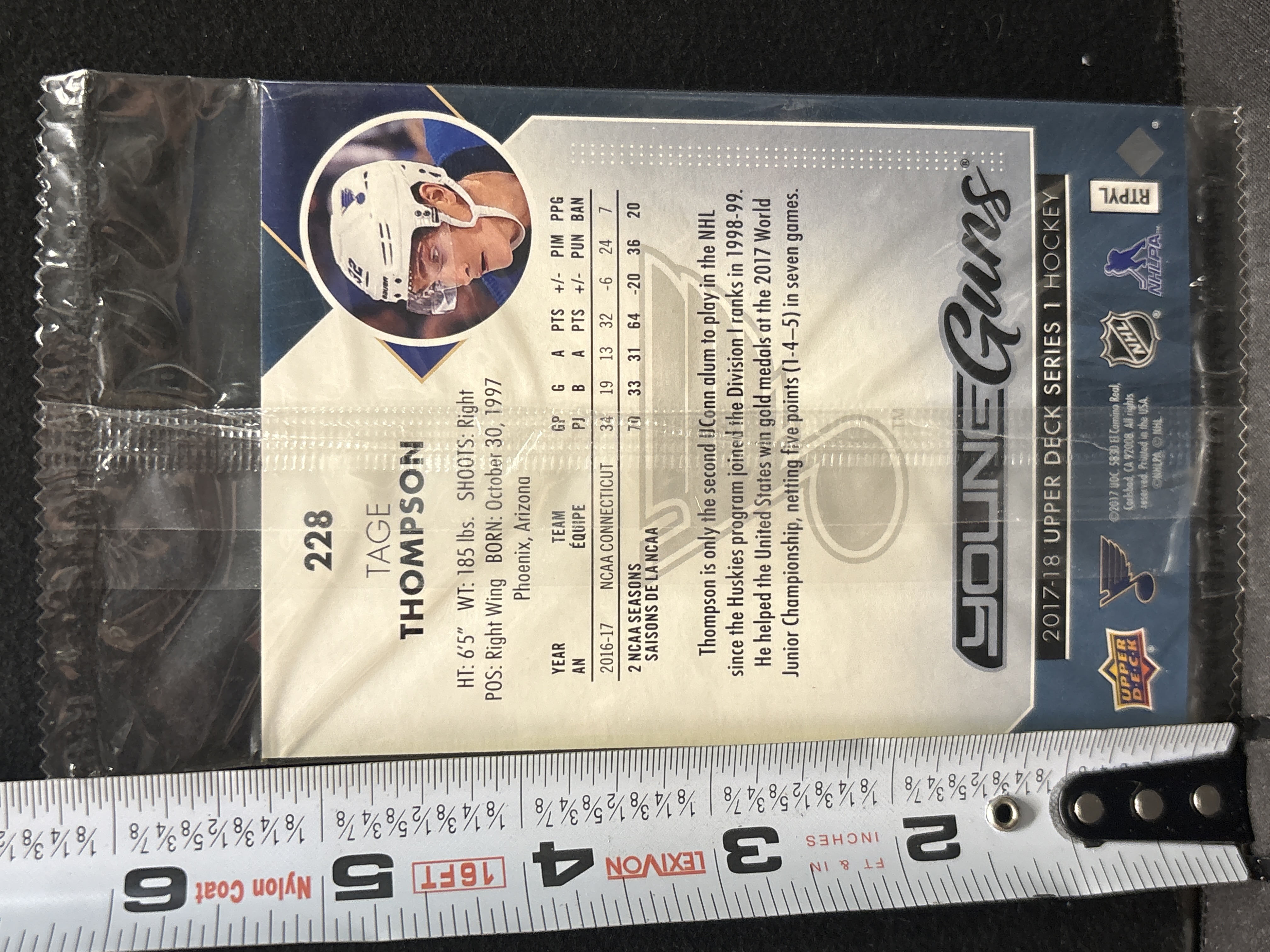 LOT 2026-622 — Une carte de hockey Upper Deck Young Guns des Blues de St — photo 2