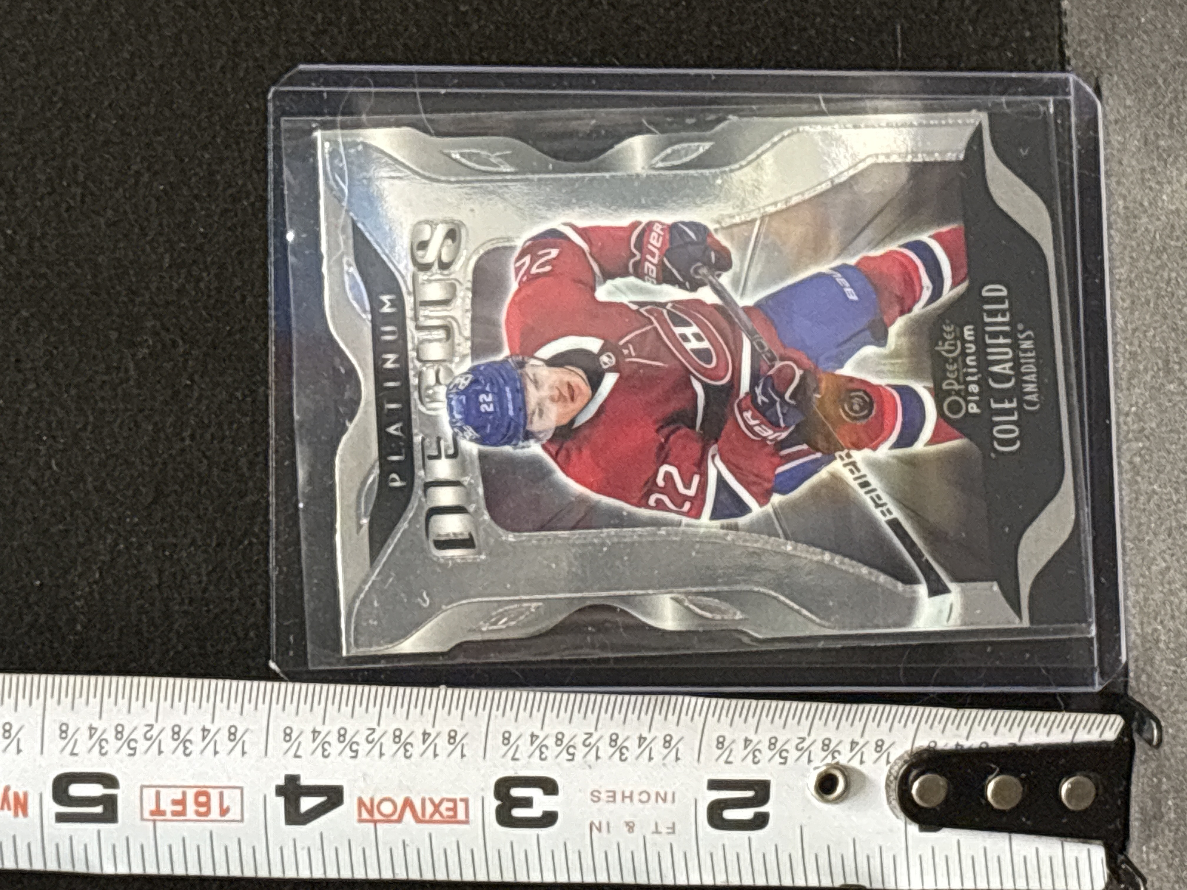 LOT 2026-643 — Carte de hockey O-Pee-Chee Platinum **Die Cuts**, modèle **DC-22**, mettant en… — photo 1