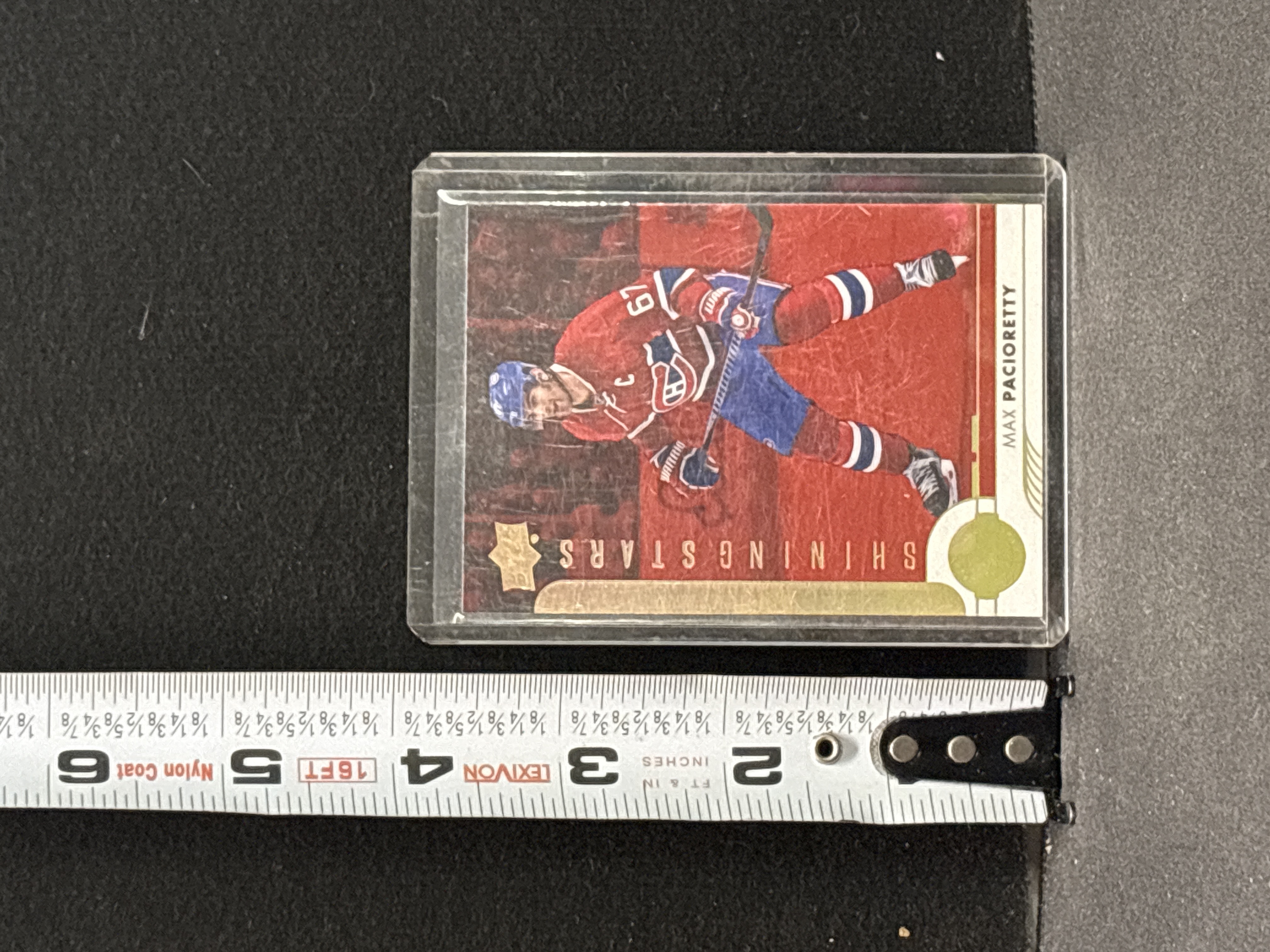 LOT 2026-664 — Carte de hockey de collection Upper Deck **Shining Stars SS-8**, mettant en… — photo 1
