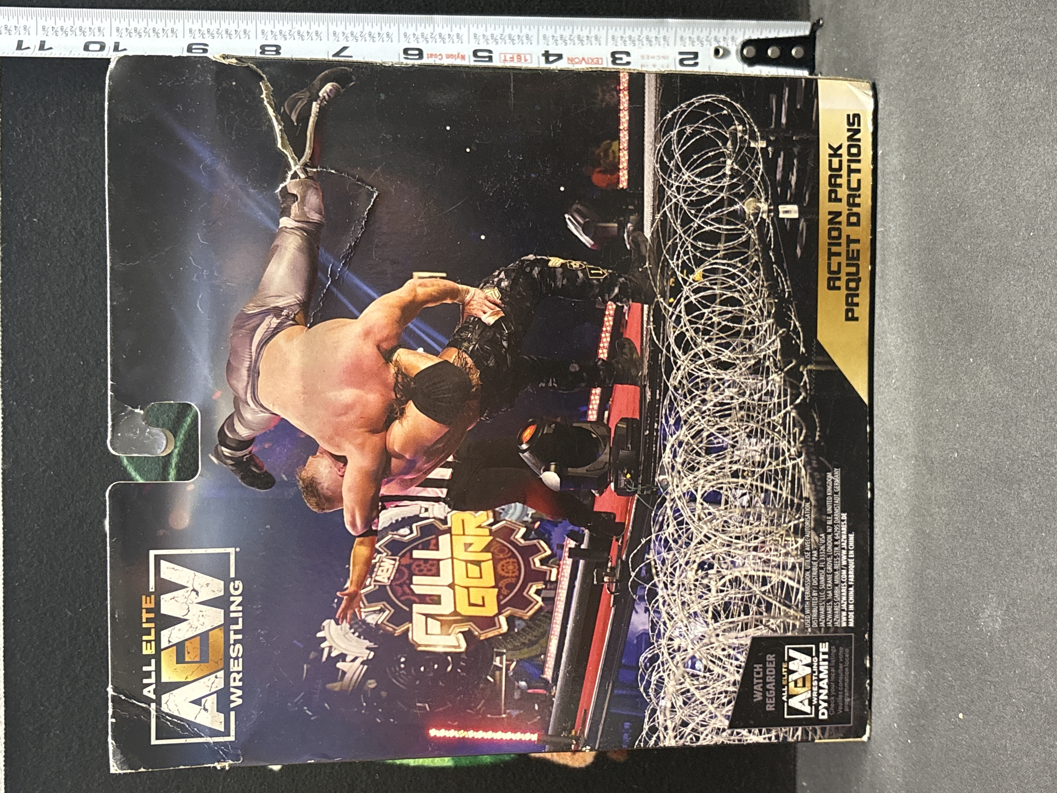 LOT 2026-668 — Paquet d’actions AEW All Elite Wrestling de la collection Unrivaled… — photo 2
