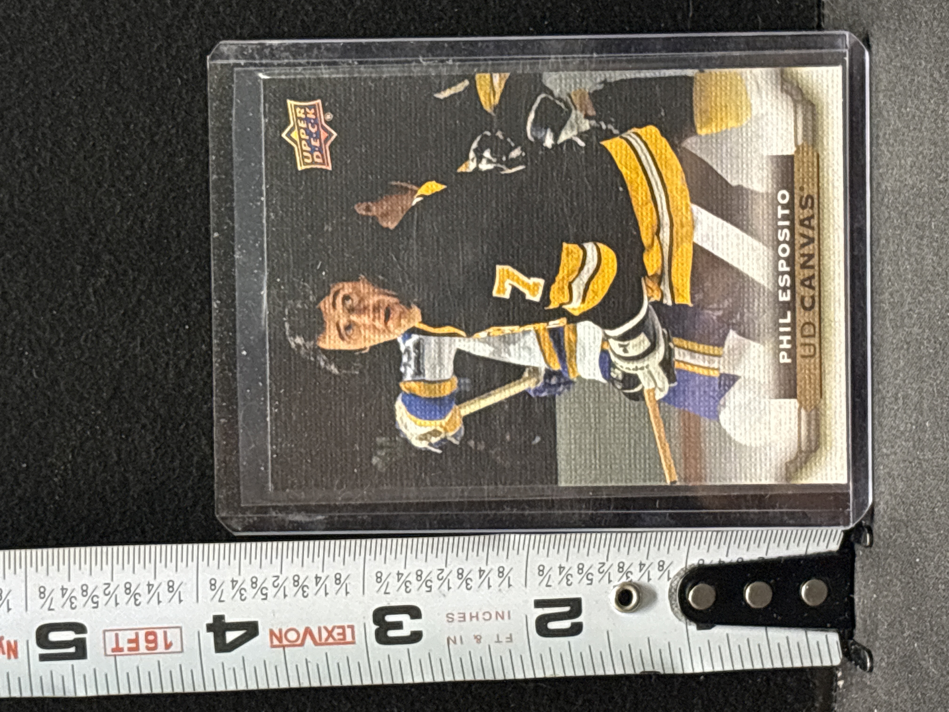 LOT 2026-671 — Carte de hockey Upper Deck 2015-16 Series 2, modèle C245, de Phil Esposito… — photo 1