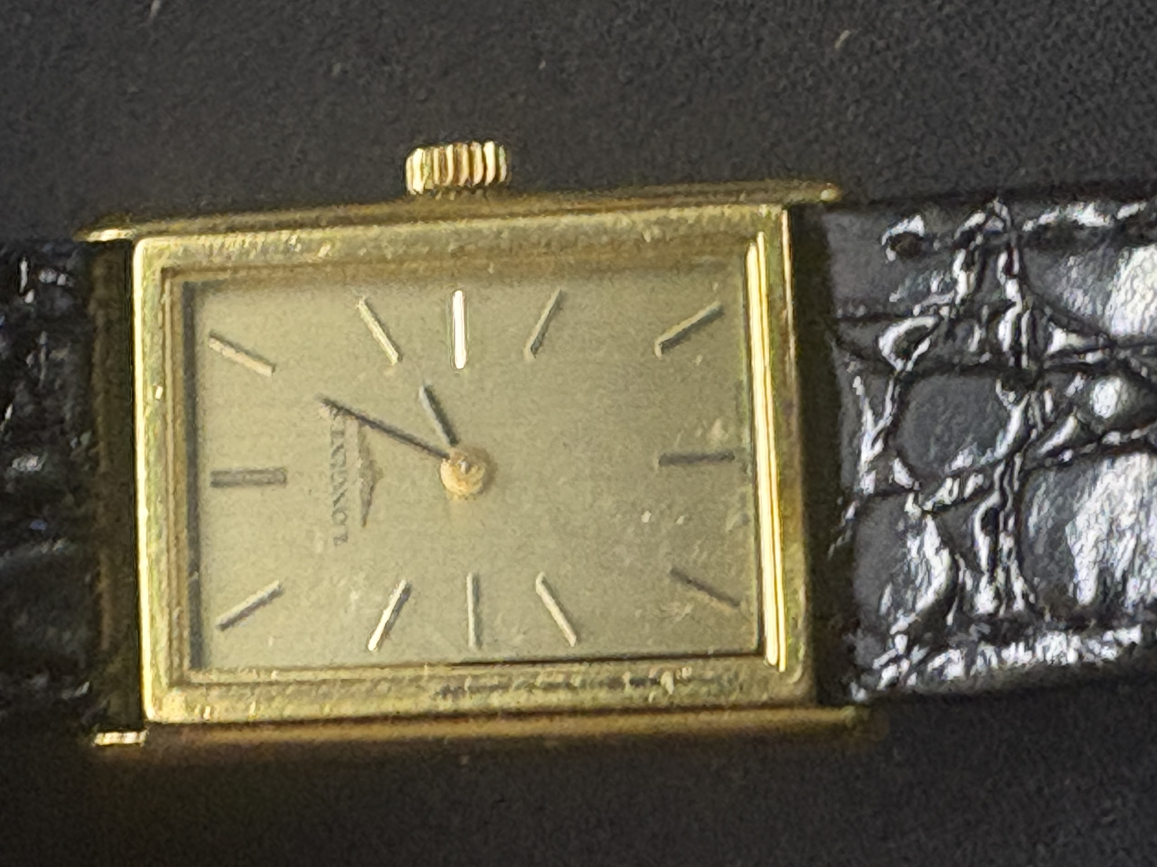 LOT 2026-679 — Ensemble de quatre montres-bracelets comprenant une montre Orient à cadran… — photo 9