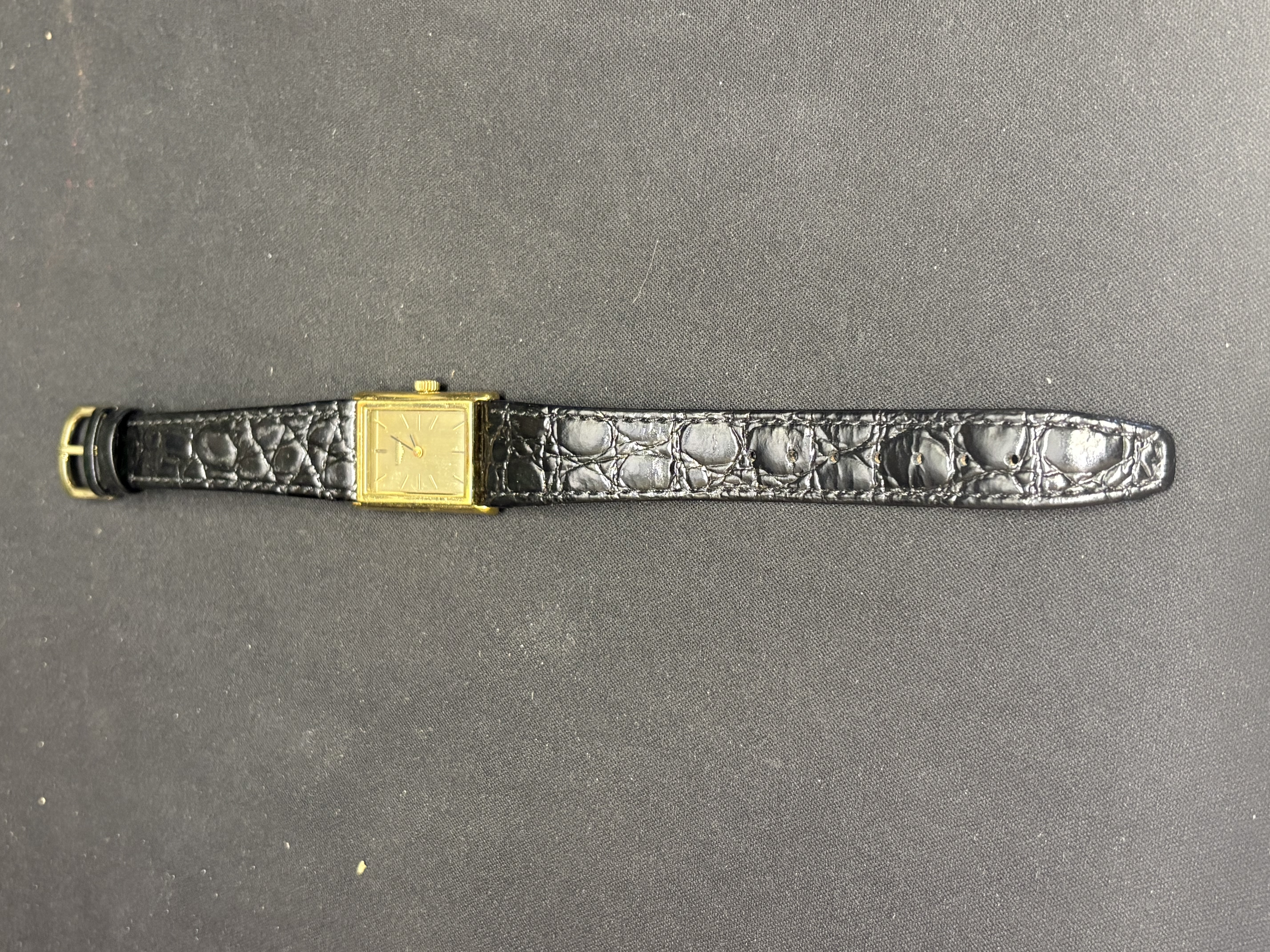 LOT 2026-679 — Ensemble de quatre montres-bracelets comprenant une montre Orient à cadran… — photo 8